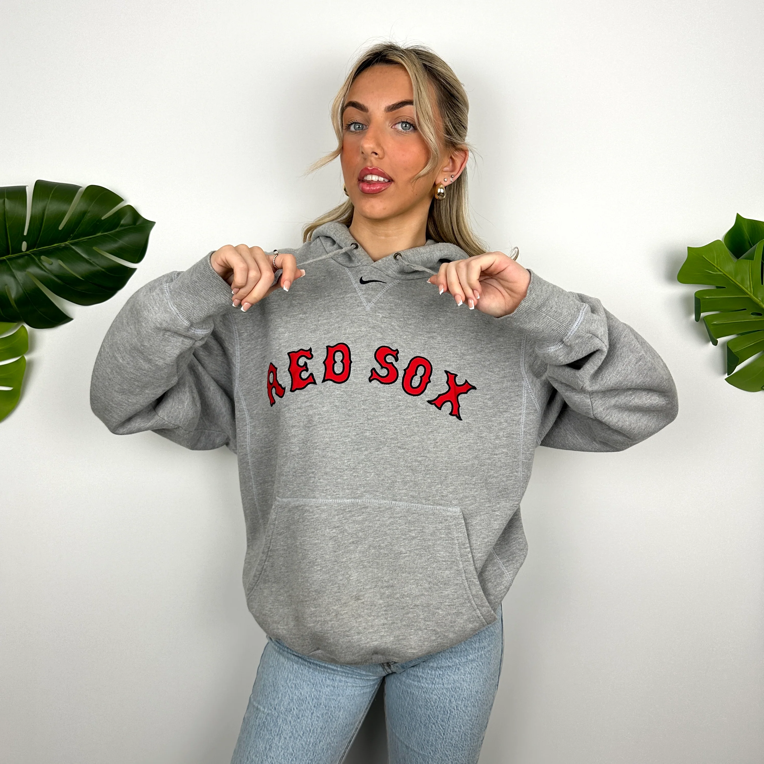 Nike X Boston Red Sox Grey Embroidered Spell Out Hoodie (M) - Image 5