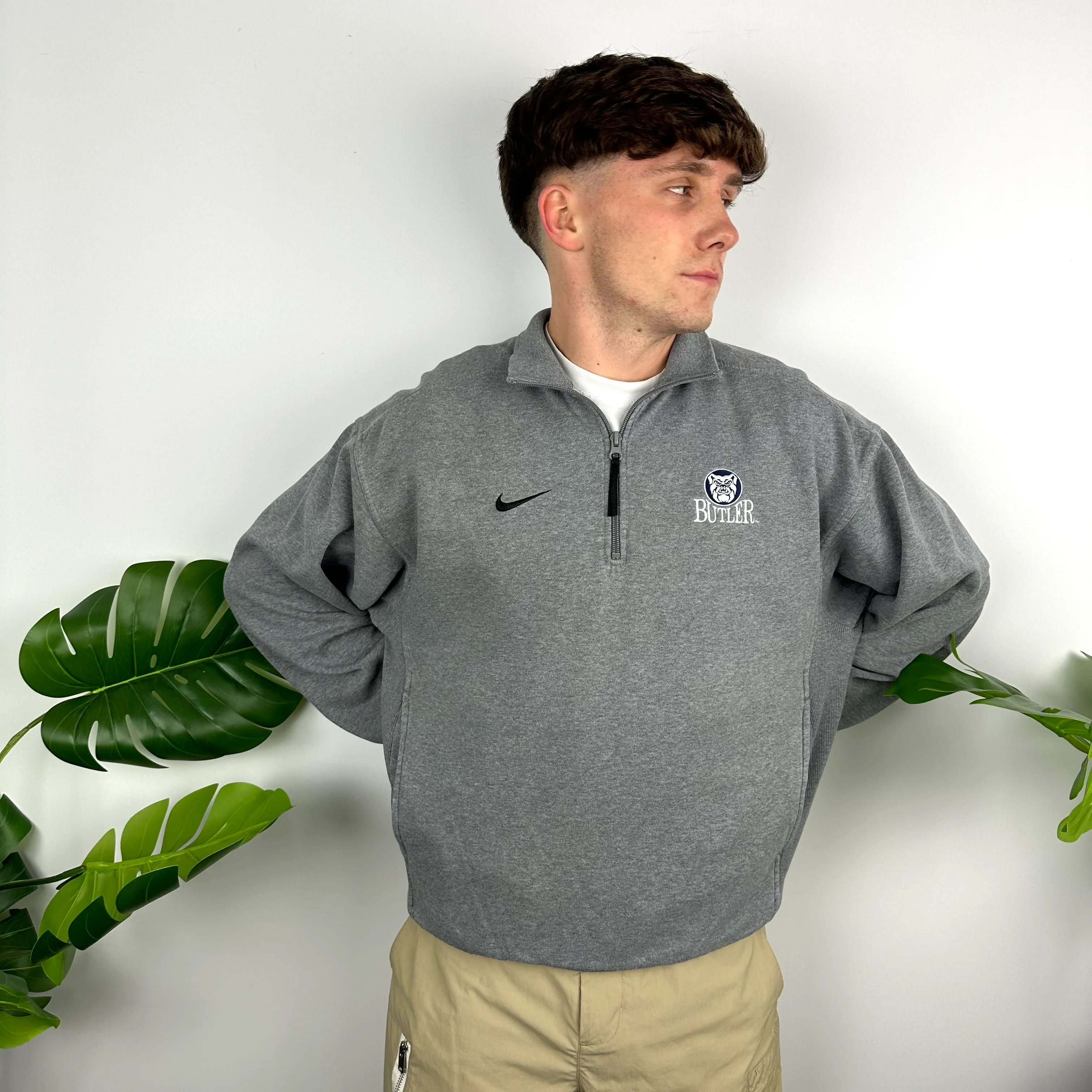 Nike X Butler University Bulldogs Grey Embroidered Spell Out Quarter Zip Sweatshirt (M) - Image 2