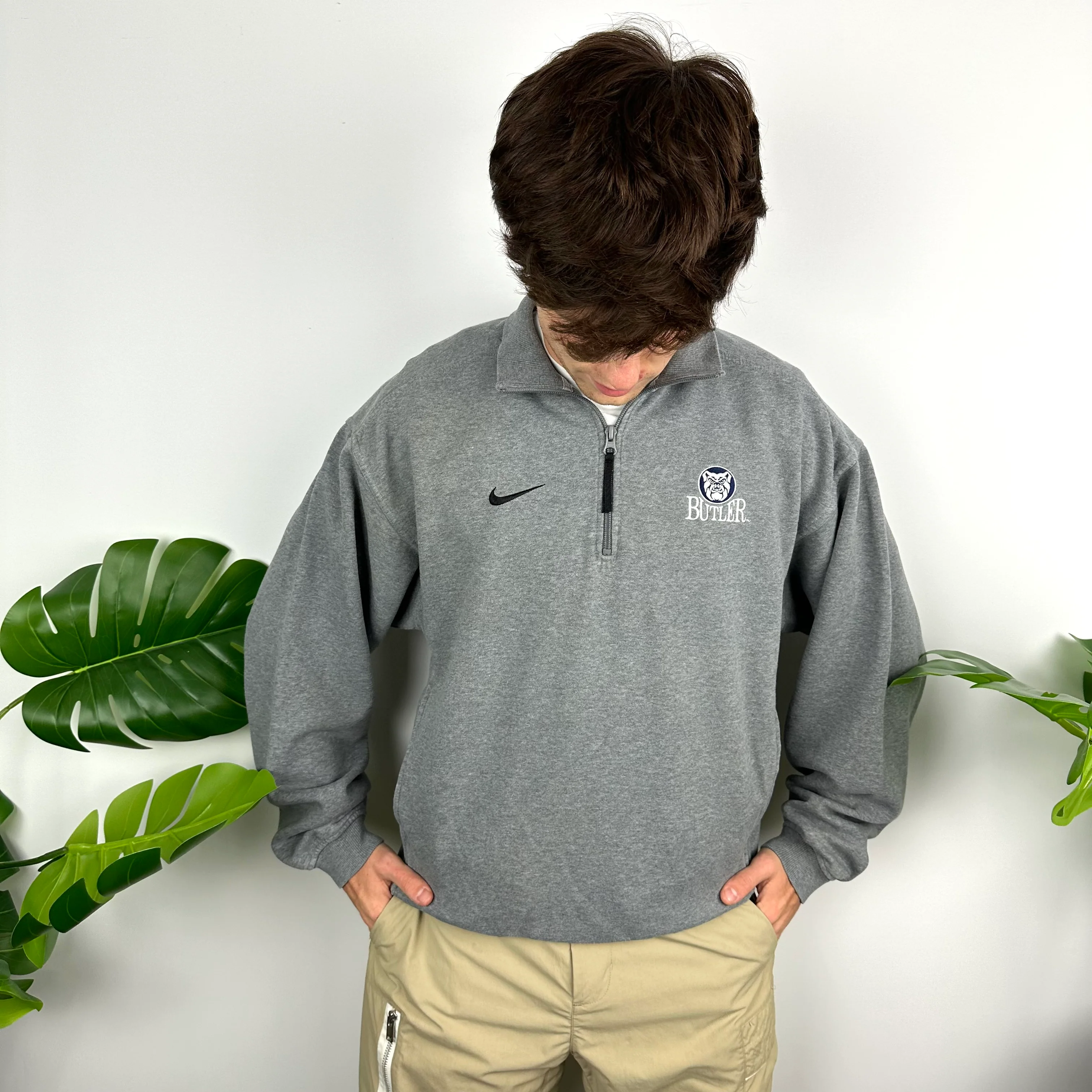 Nike X Butler University Bulldogs Grey Embroidered Spell Out Quarter Zip Sweatshirt (M) - Image 3