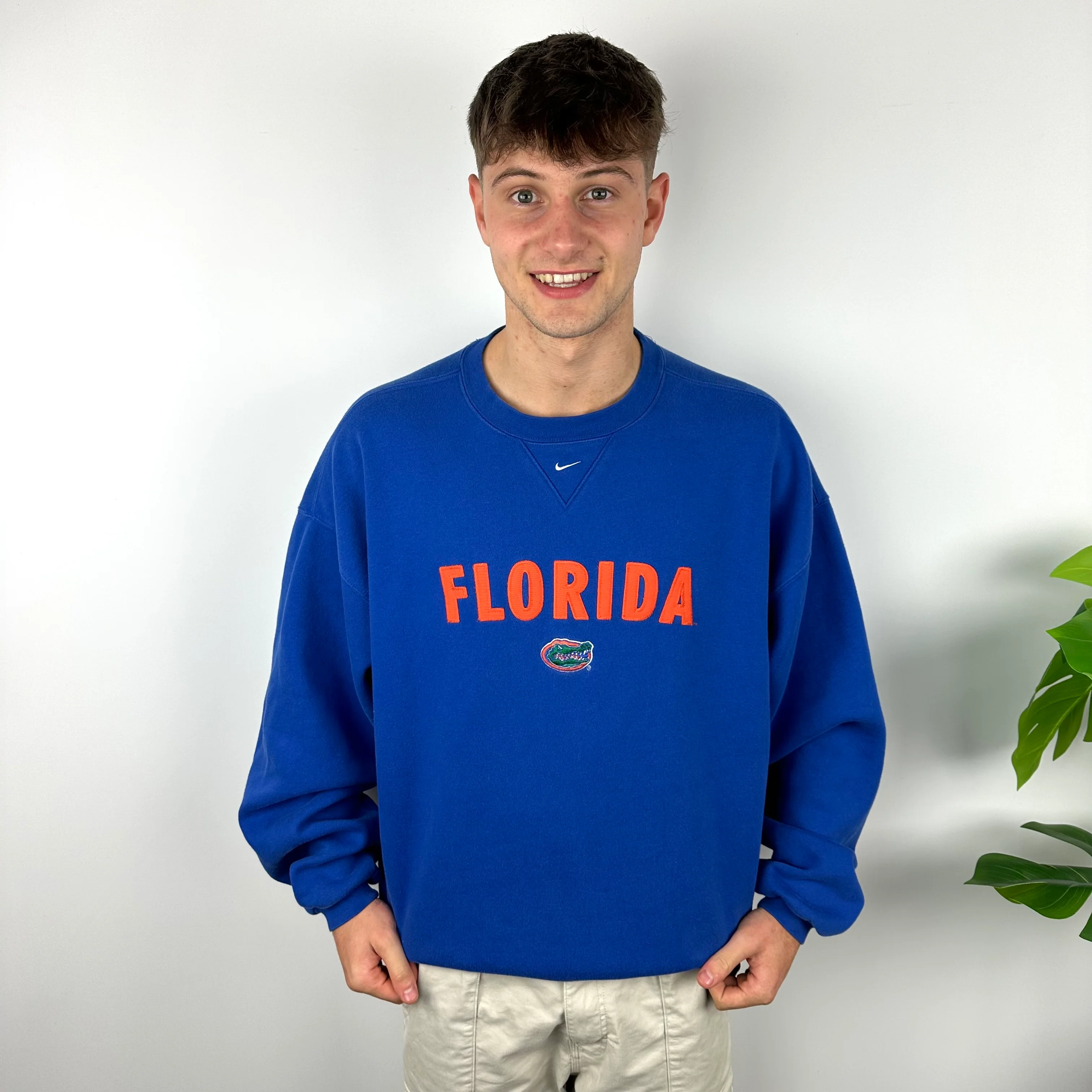 Nike X Florida Gators Blue Embroidered Spell Out Sweatshirt (XL) - Image 3