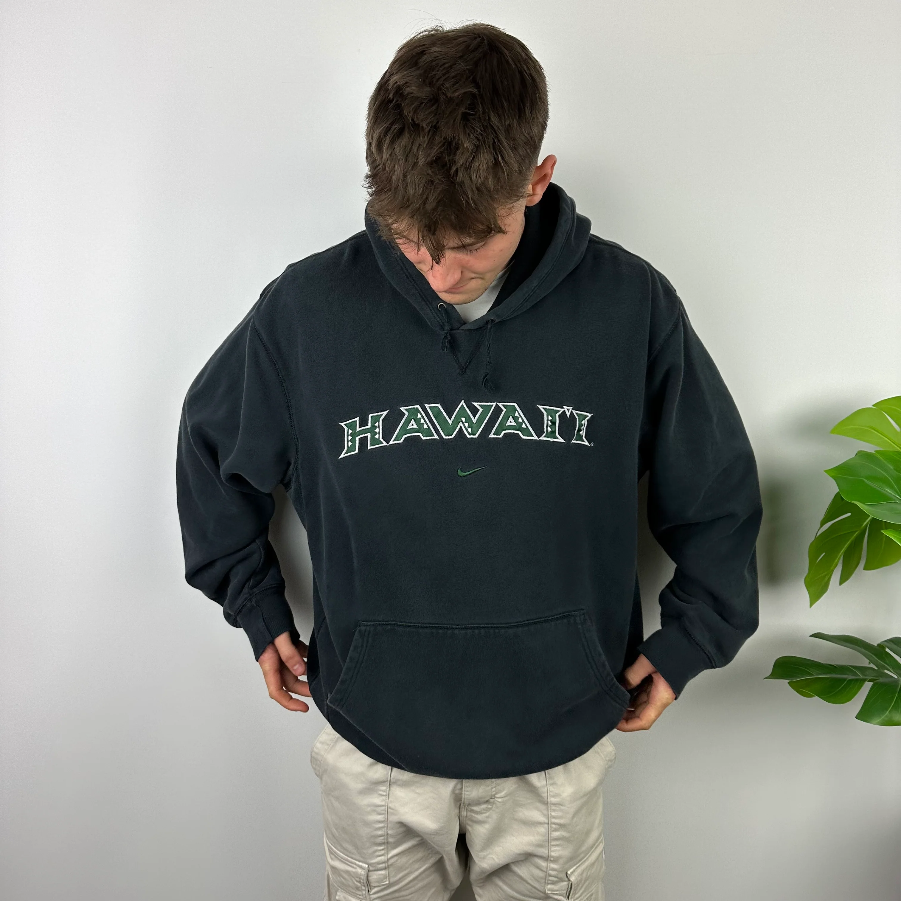 Nike X Hawaii Black Embroidered Spell Out Hoodie (XXL) - Image 4