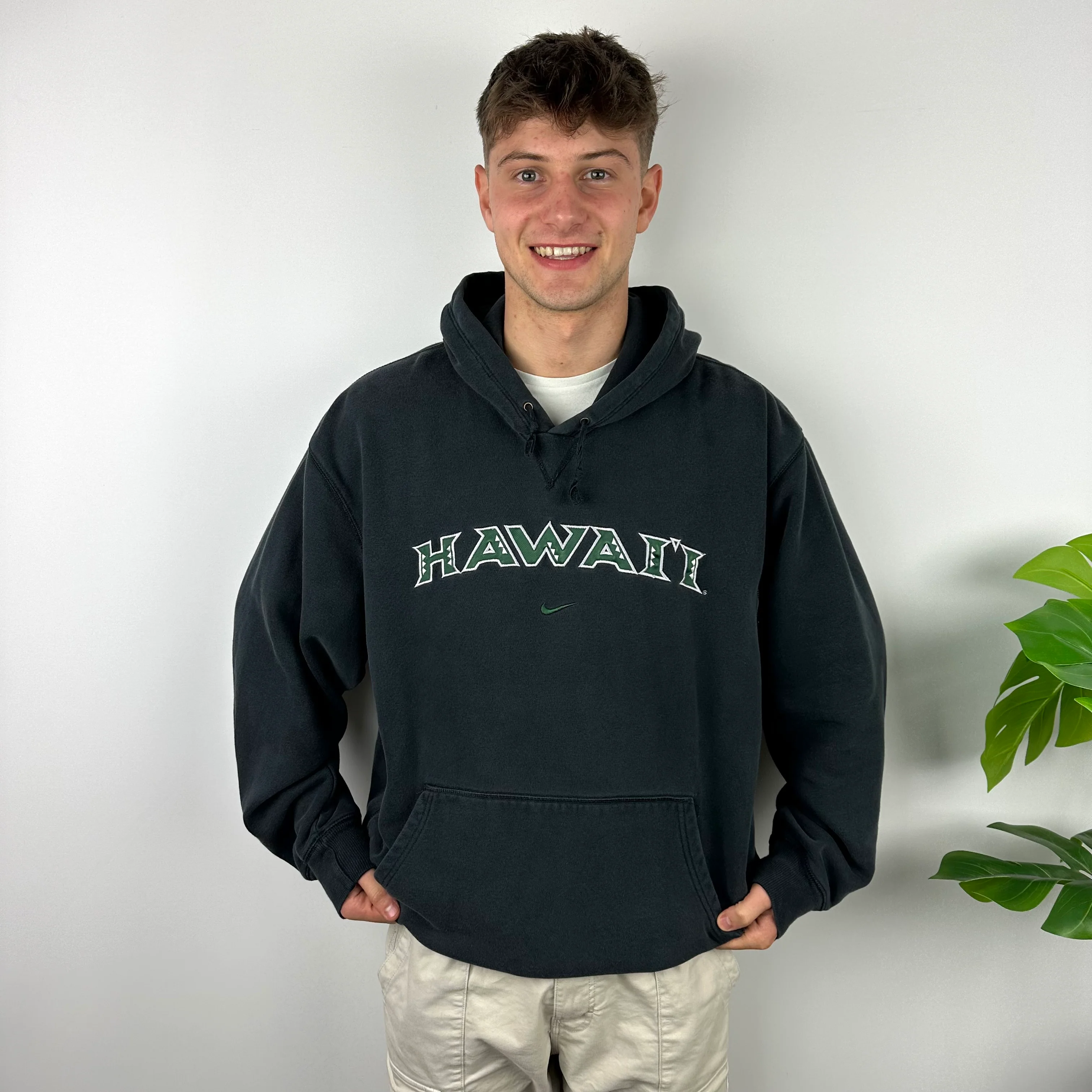 Nike X Hawaii Black Embroidered Spell Out Hoodie (XXL) - Image 5