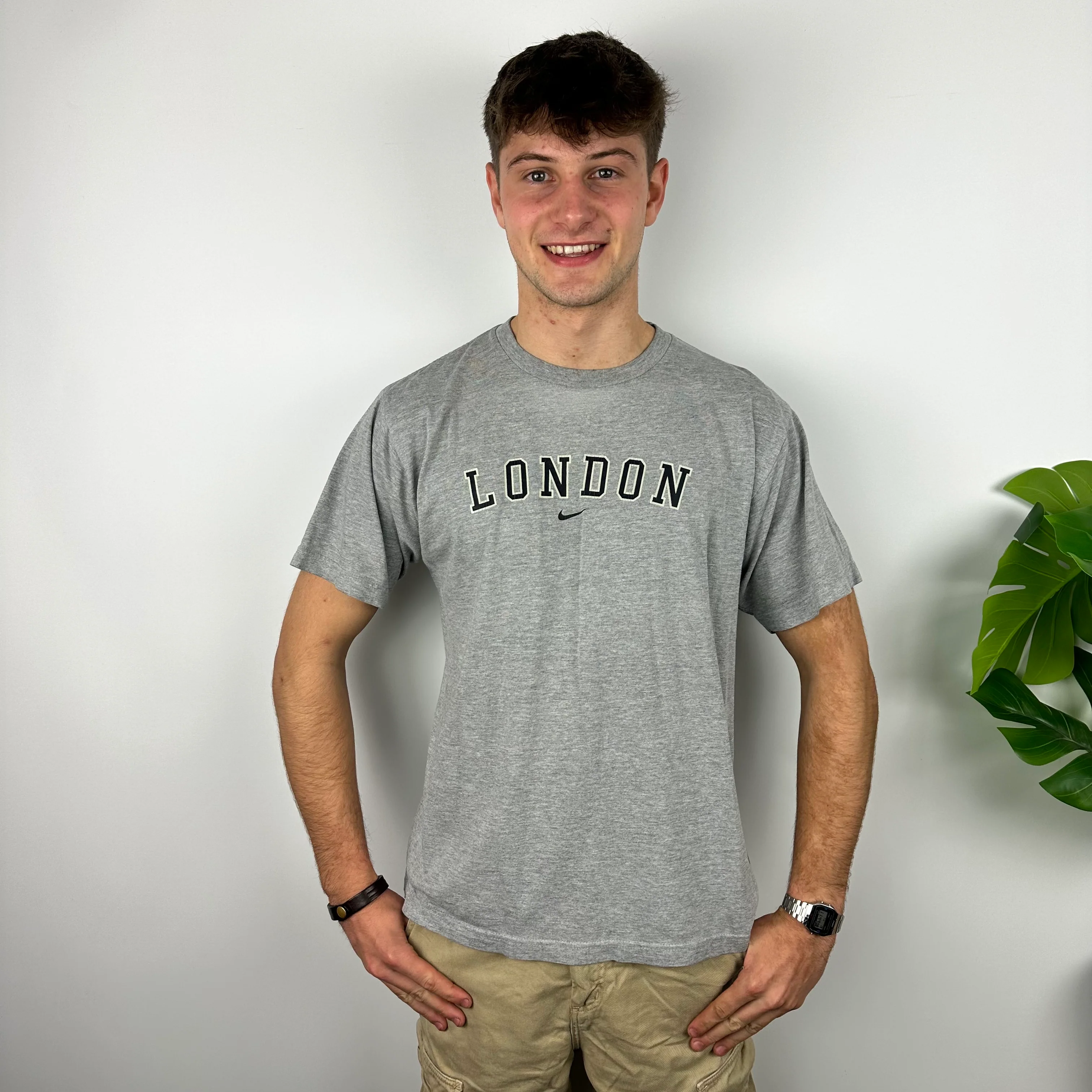 Nike x London RARE Grey Spell Out T Shirt (M)