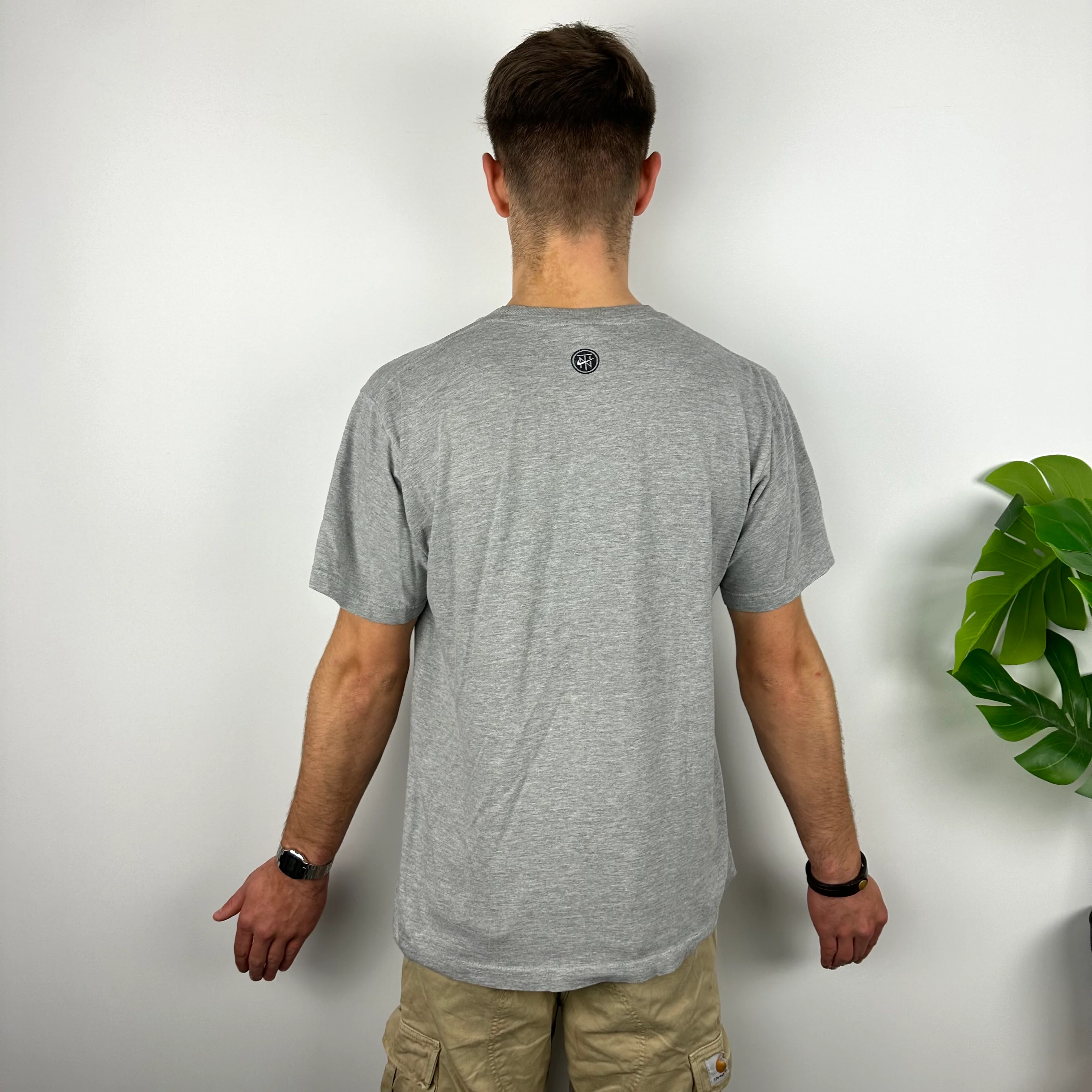 Nike x London RARE Grey Spell Out T Shirt (M) - Image 3