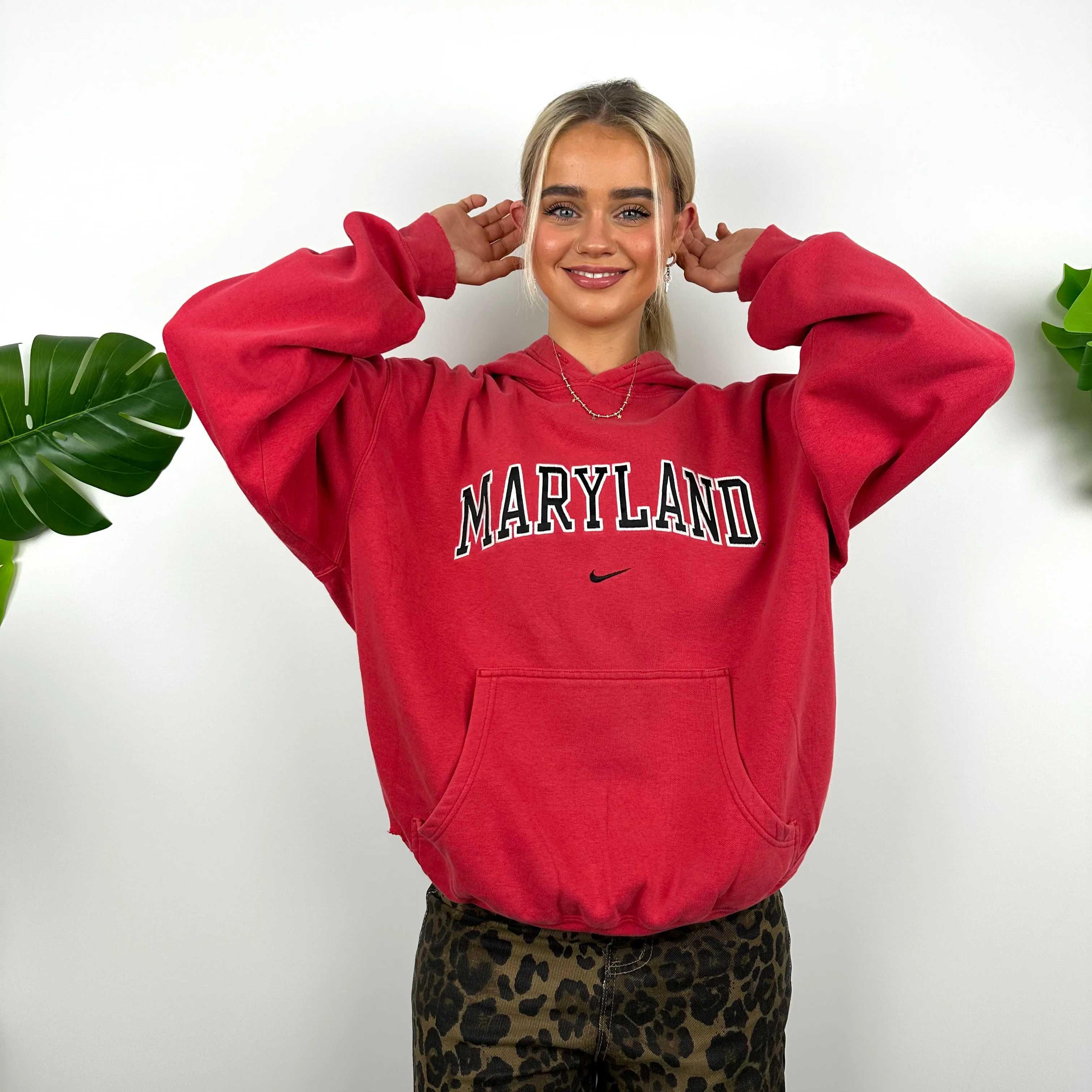 Nike x Maryland Red Embroidered Spell Out Hoodie (M) - Image 4