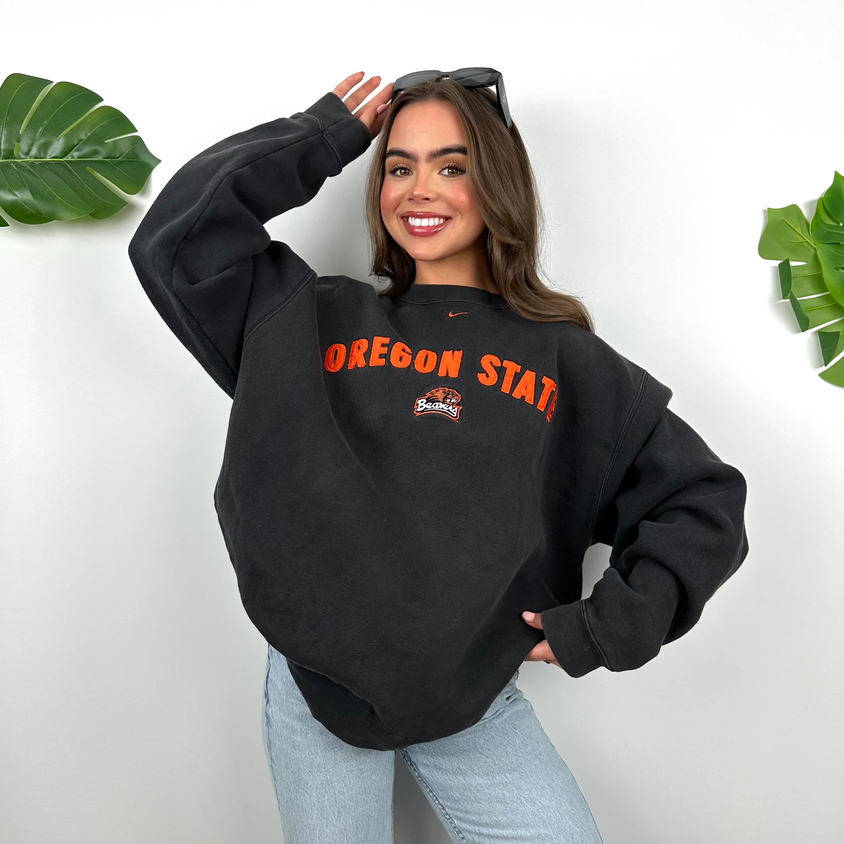 Nike x Oregon State Black Embroidered Spell Out Sweatshirt (L) - Image 6