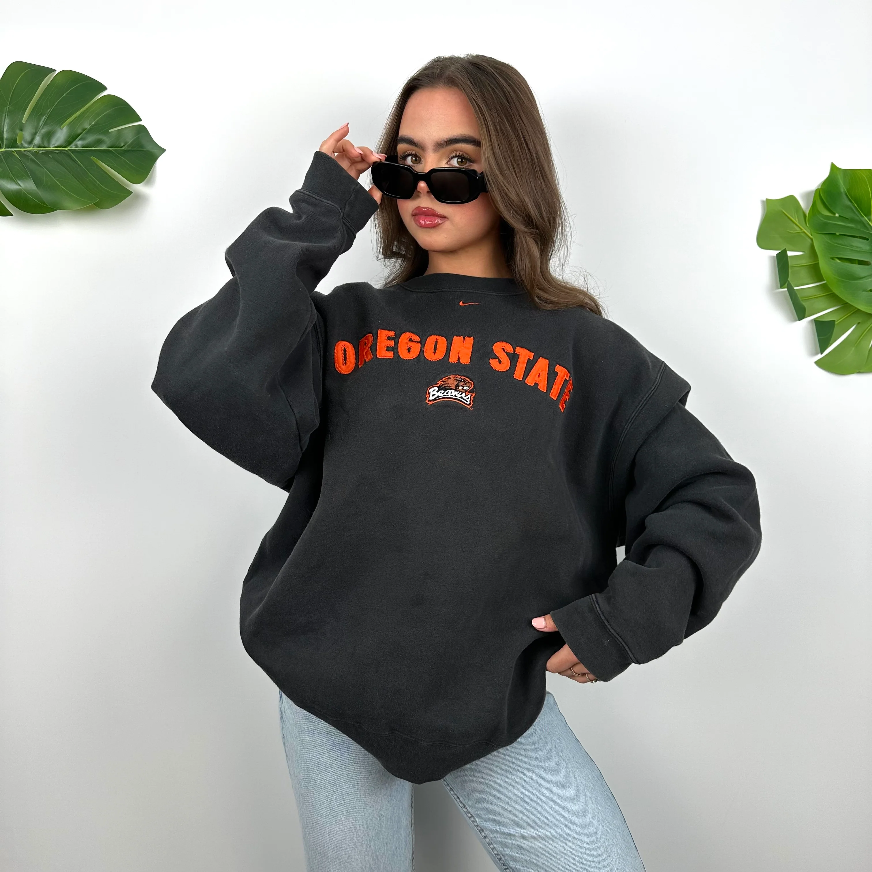 Nike x Oregon State Black Embroidered Spell Out Sweatshirt (L) - Image 7