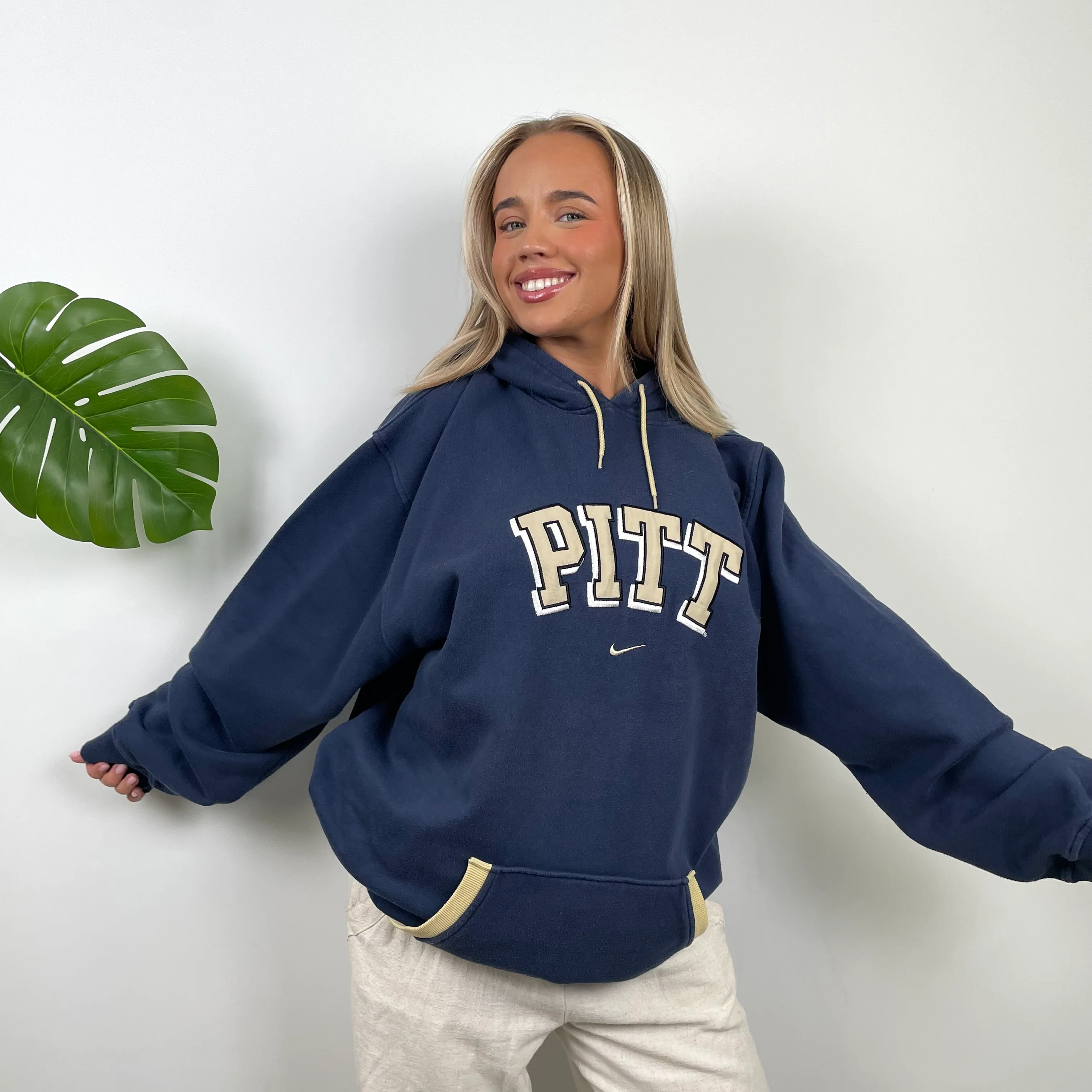 Nike x Pittsburgh RARE Navy Embroidered Spell Out Hoodie (XXL) - Image 3