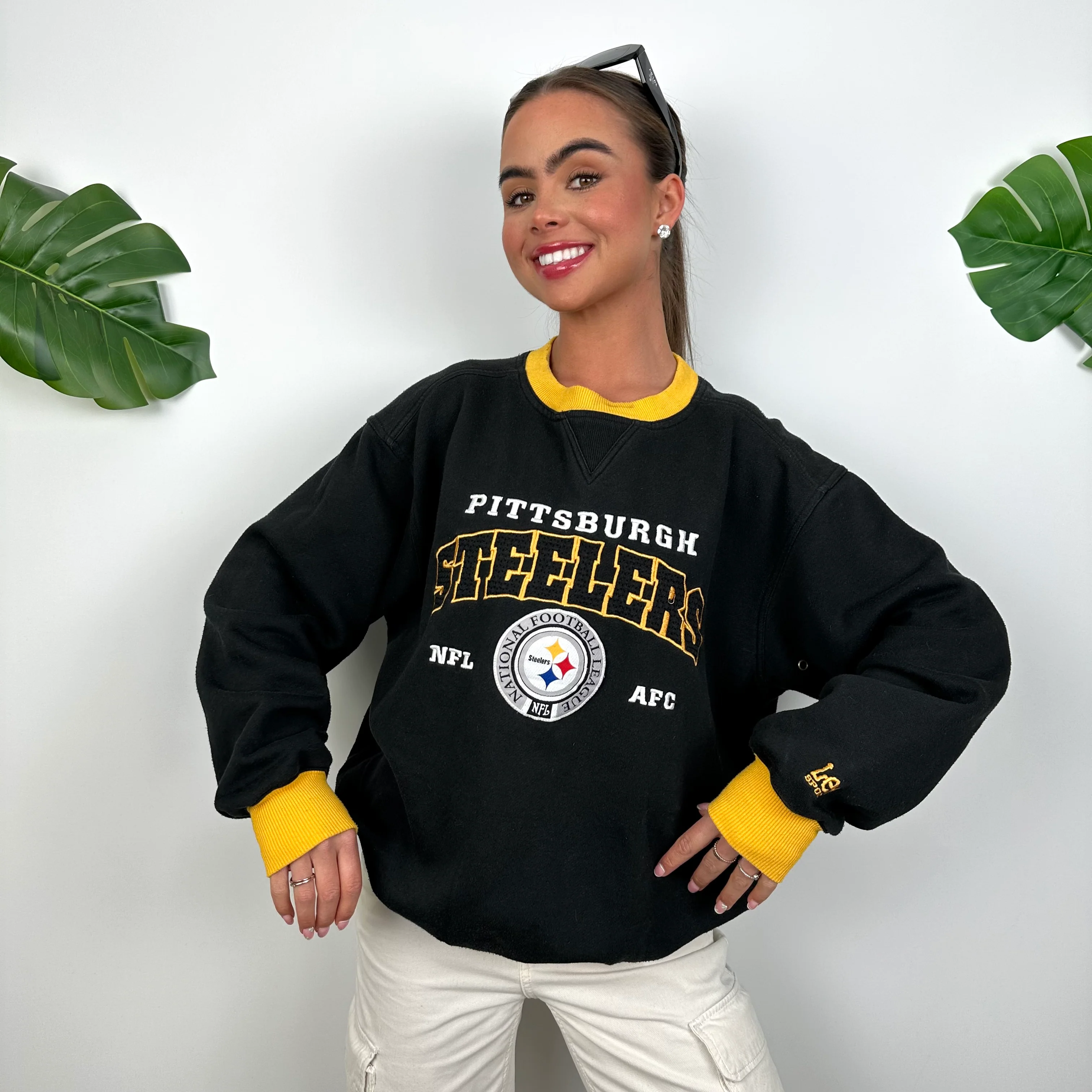 NFL Pittsburgh Steelers Black Embroidered Spell Out Sweatshirt (M) - Image 5