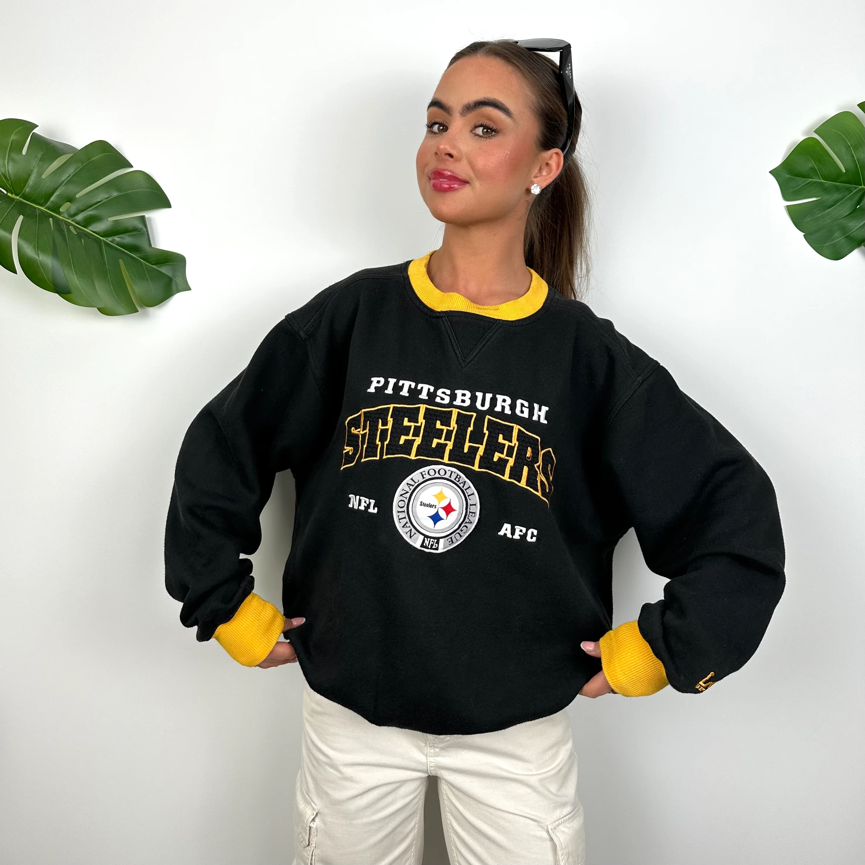 NFL Pittsburgh Steelers Black Embroidered Spell Out Sweatshirt (M) - Image 6