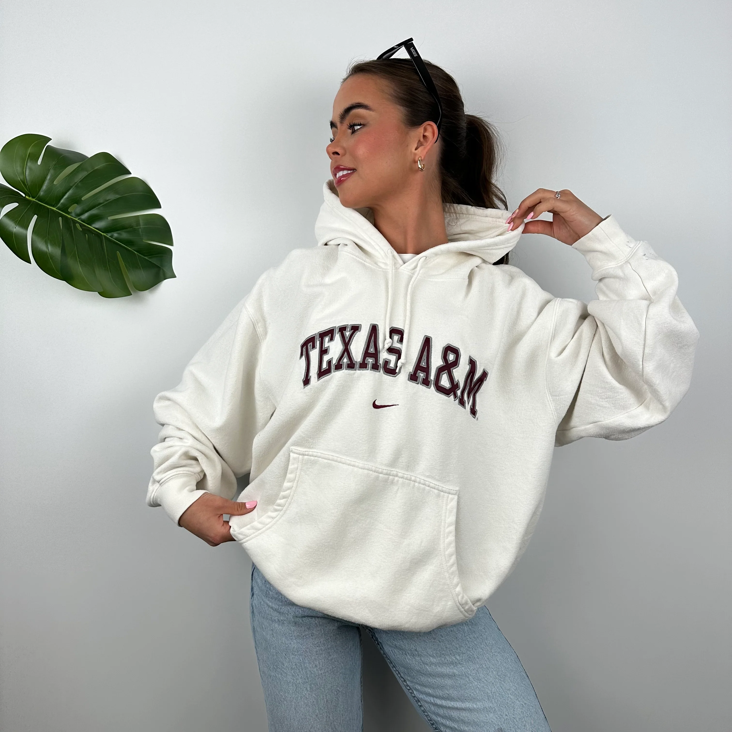 Nike x Texas A&M White Embroidered Spell Out Hoodie (L) - Image 2