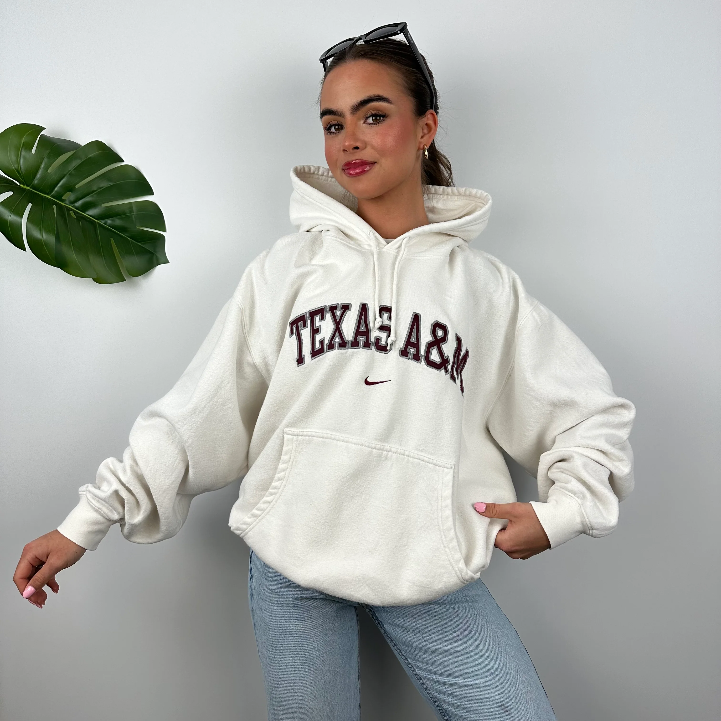 Nike x Texas A&M White Embroidered Spell Out Hoodie (L) - Image 3