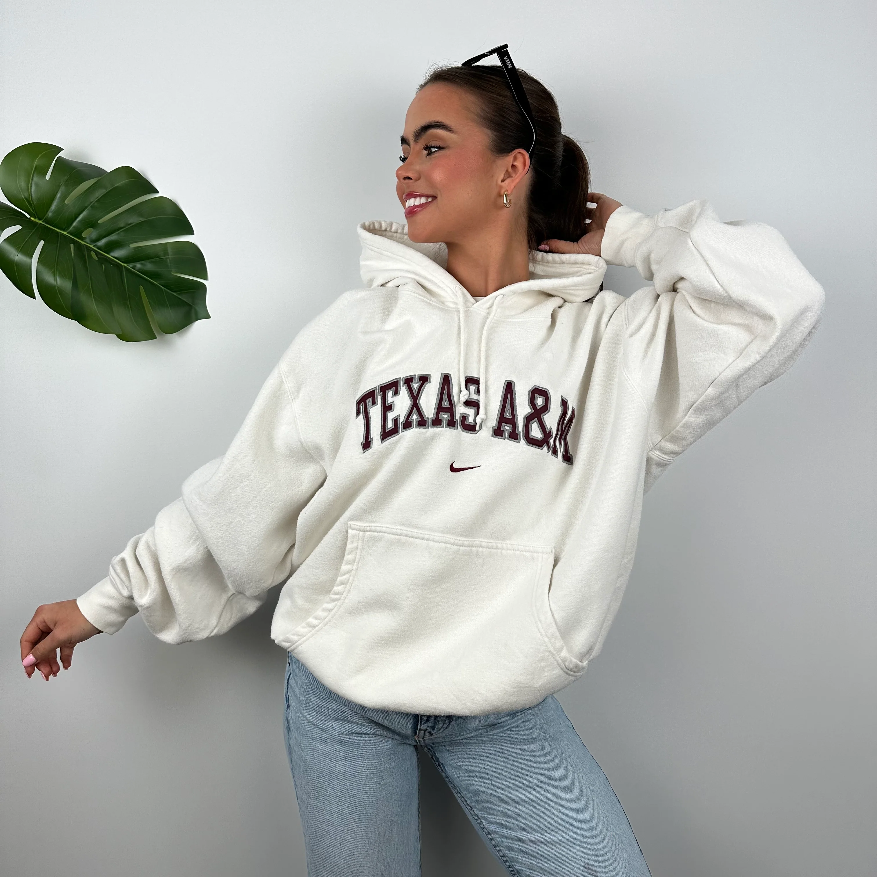 Nike x Texas A&M White Embroidered Spell Out Hoodie (L) - Image 7