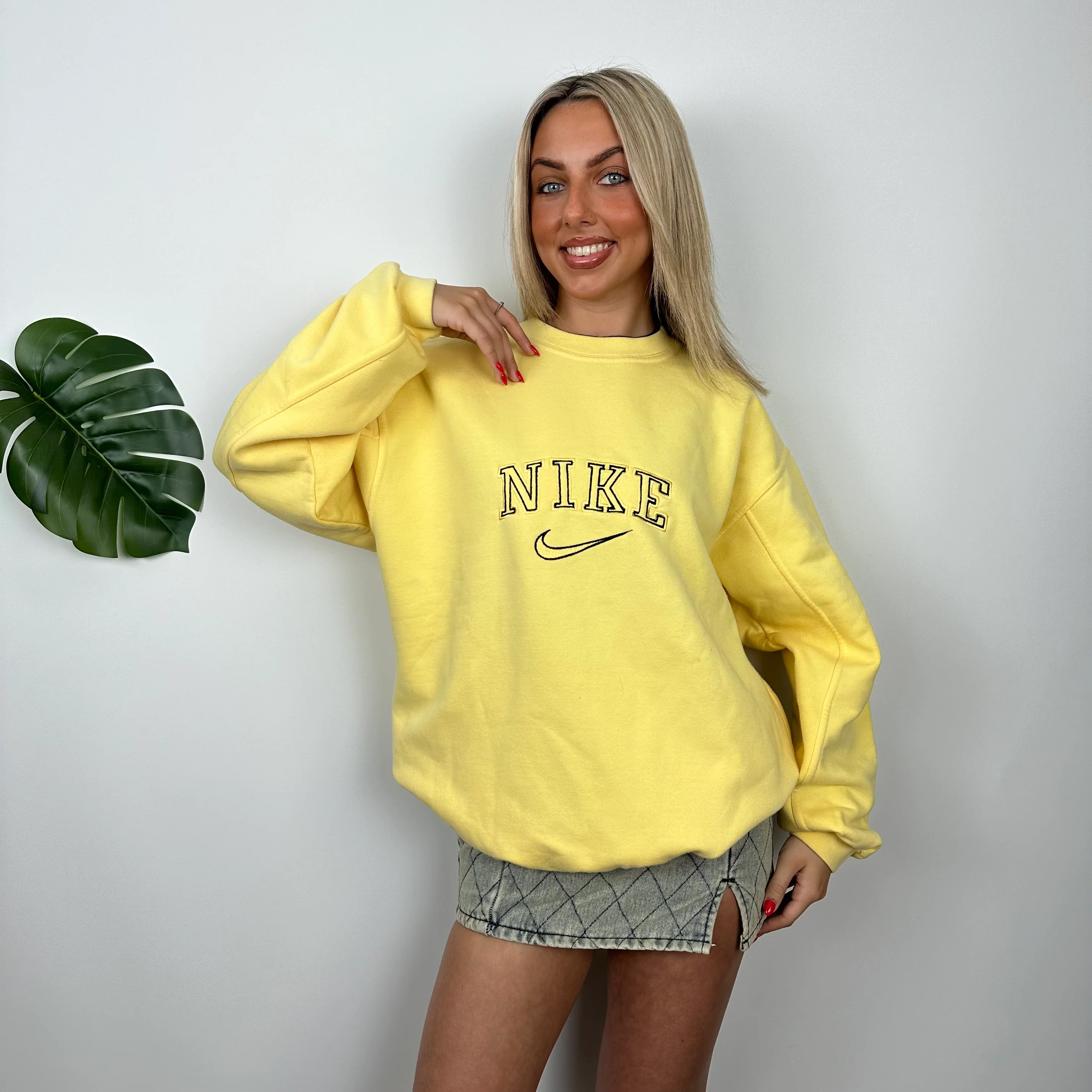 Nike Yellow Embroidered Spell Out Sweatshirt (M) - Image 2