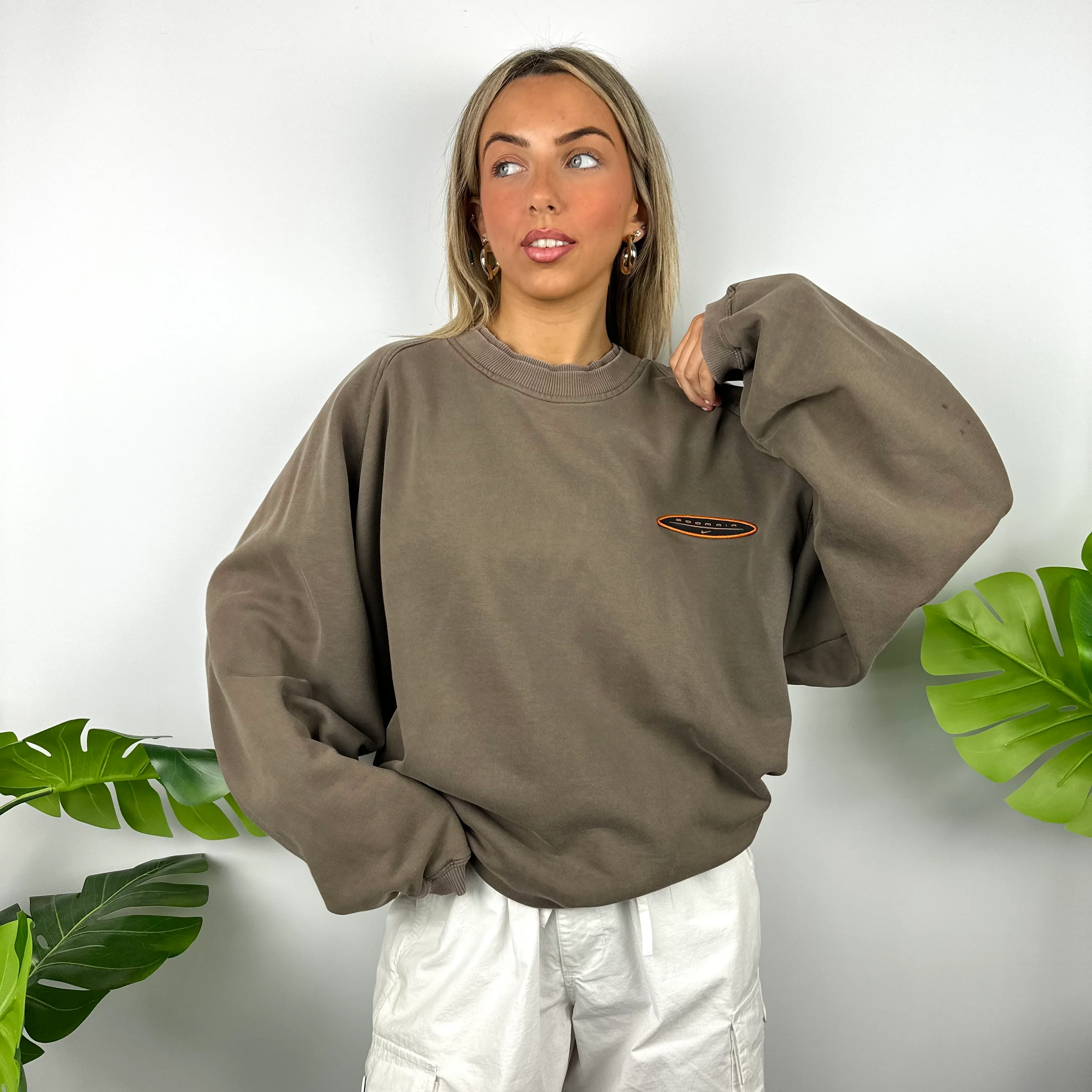 Nike Zoom Air Brown Embroidered Spell Out Sweatshirt (XXL) - Image 2