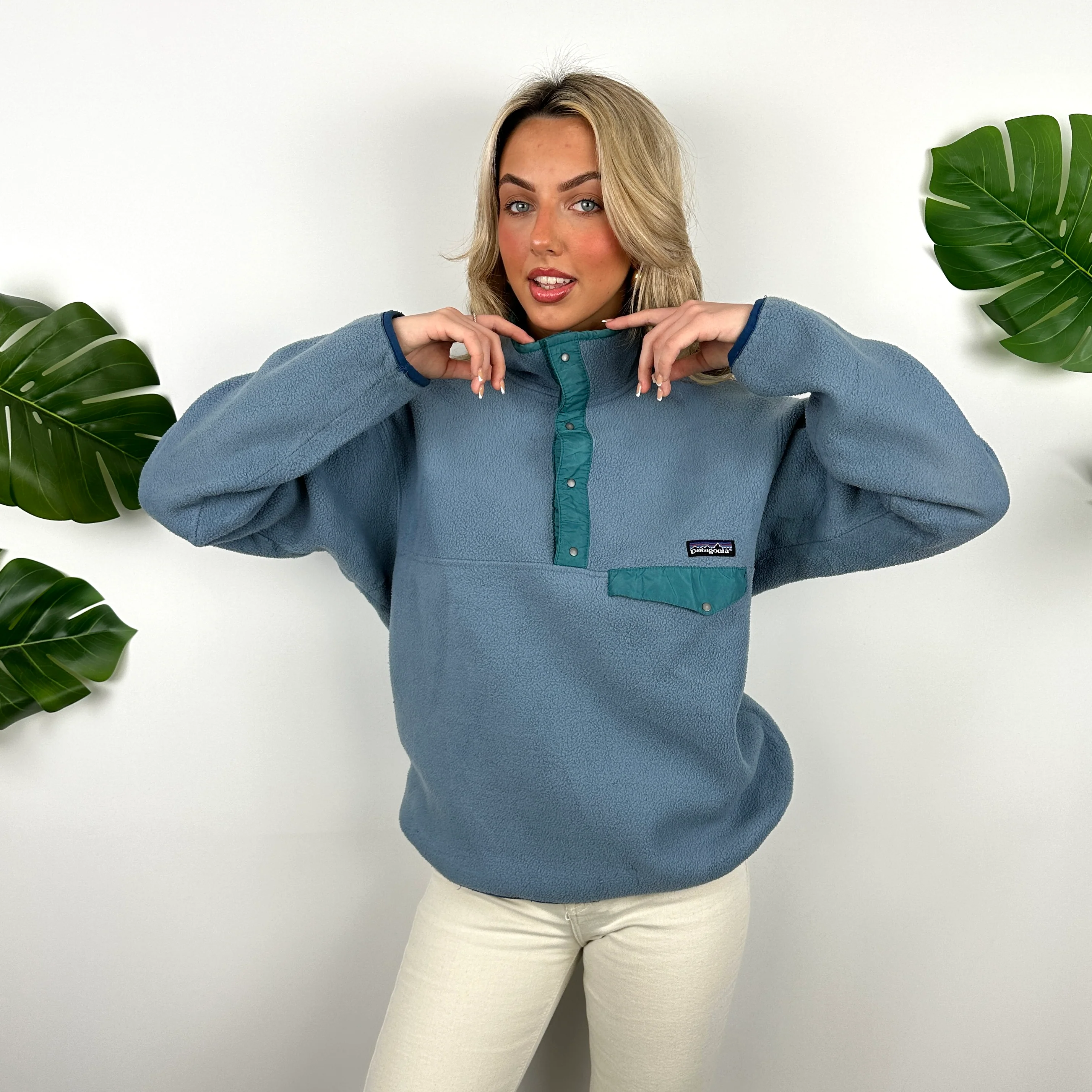 Patagonia Baby Blue Embroidered Spell Out Teddy Bear Fleece Button Sweatshirt (M) - Image 4