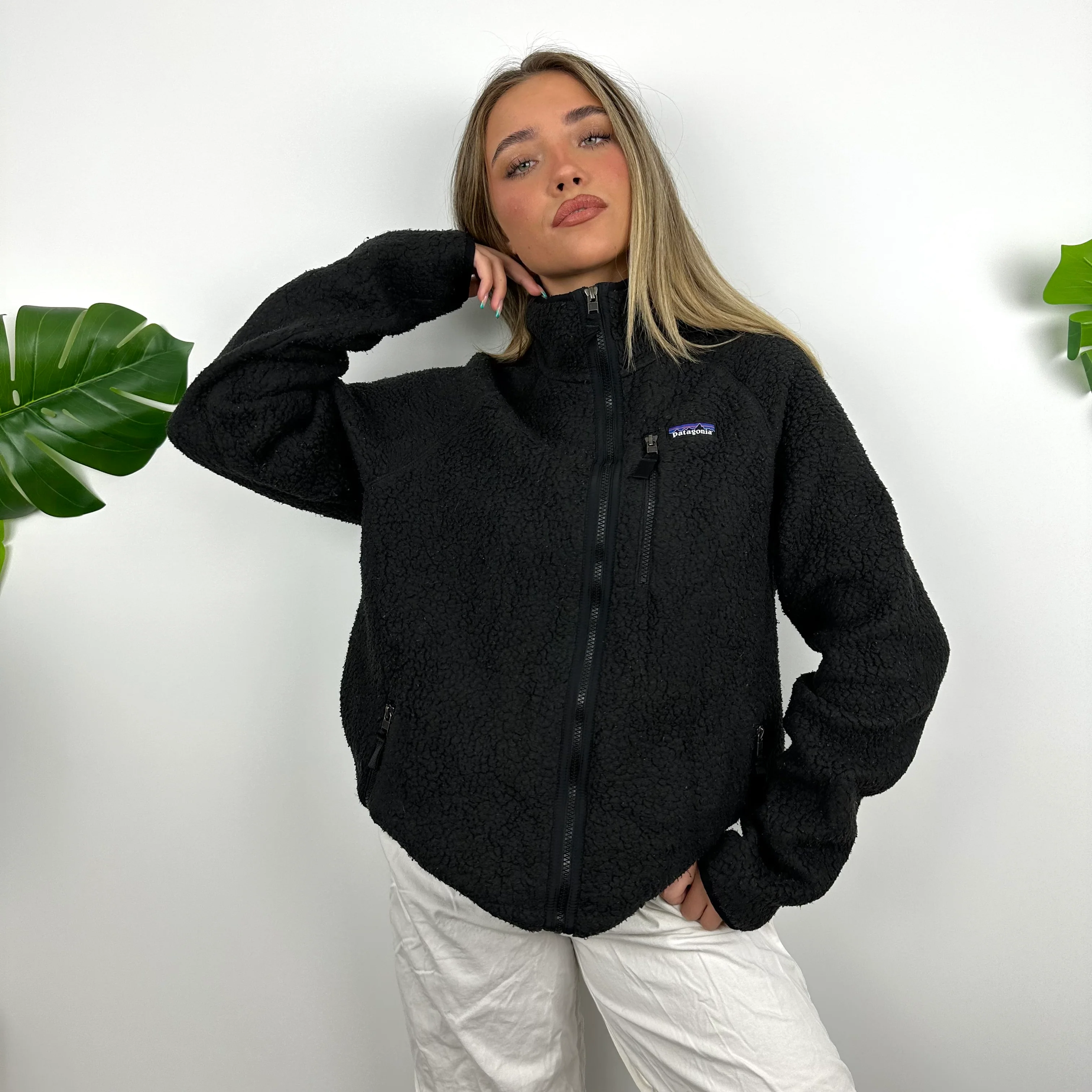 Patagonia Black Embroidered Spell Out Teddy Bear Fleece Sherpa Jacket (L) - Image 4