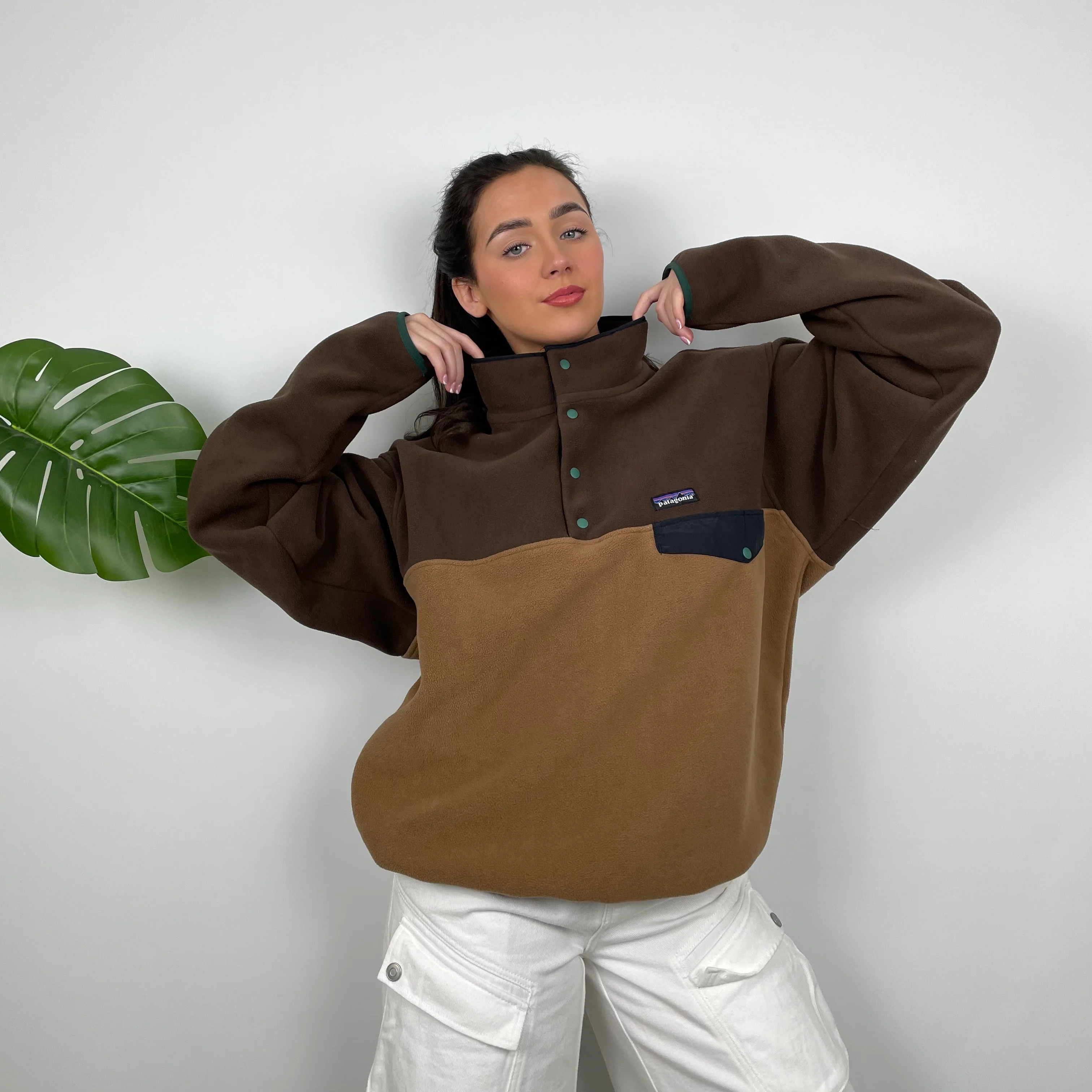 Patagonia Brown Embroidered Spell Out Teddy Bear Fleece Sweatshirt (L) - Image 6