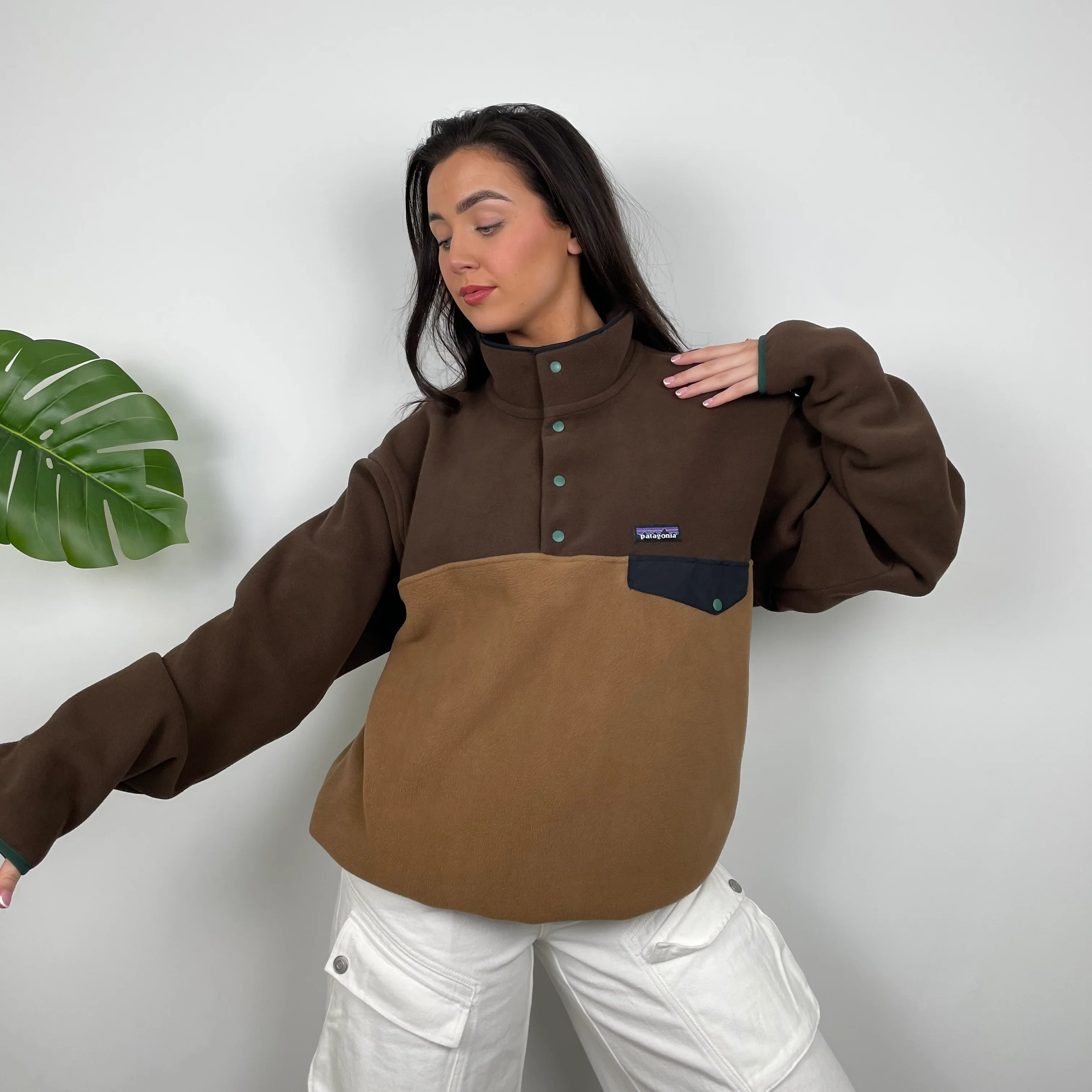 Patagonia Brown Embroidered Spell Out Teddy Bear Fleece Sweatshirt (L) - Image 7