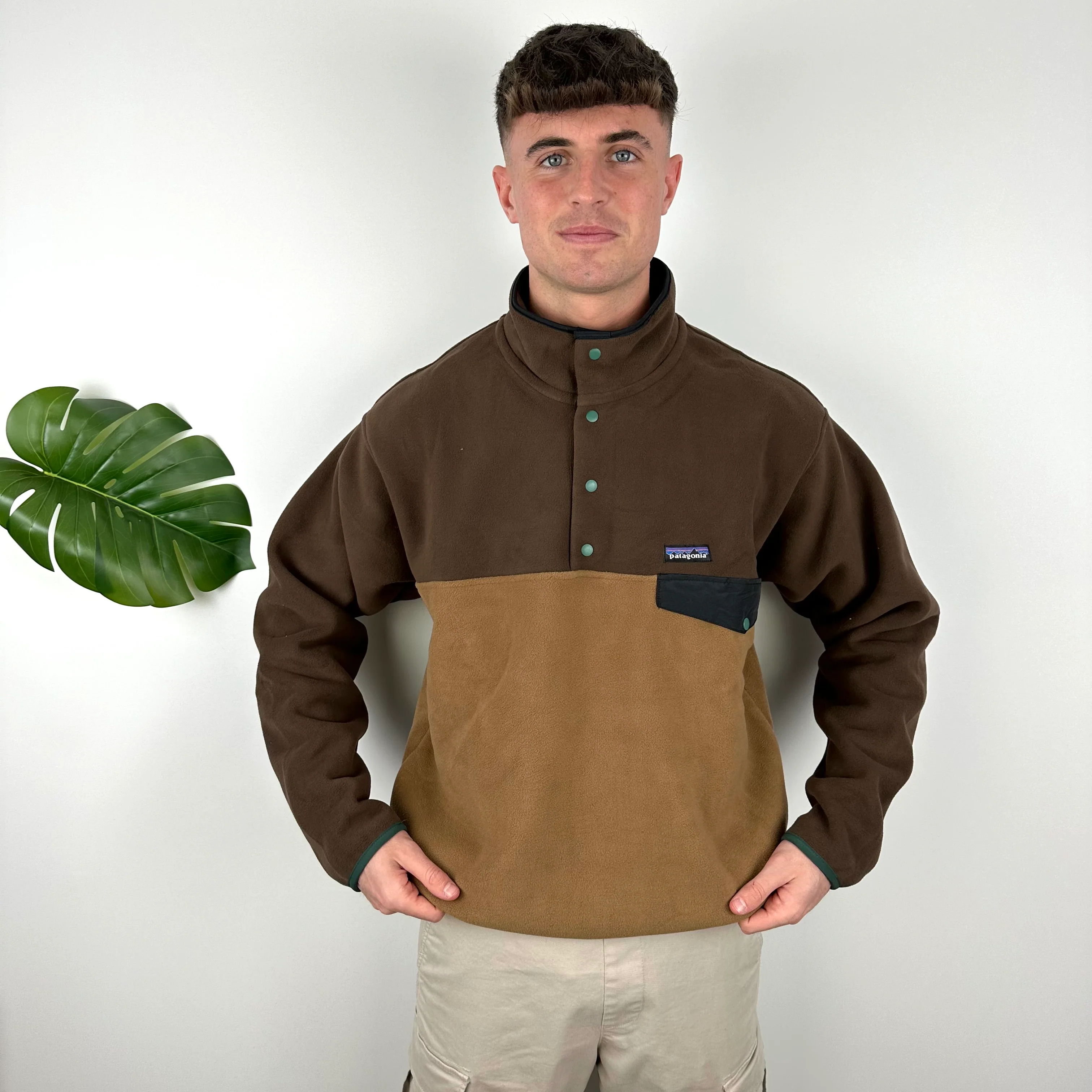 Patagonia Brown Embroidered Spell Out Teddy Bear Fleece Sweatshirt (L) - Image 6
