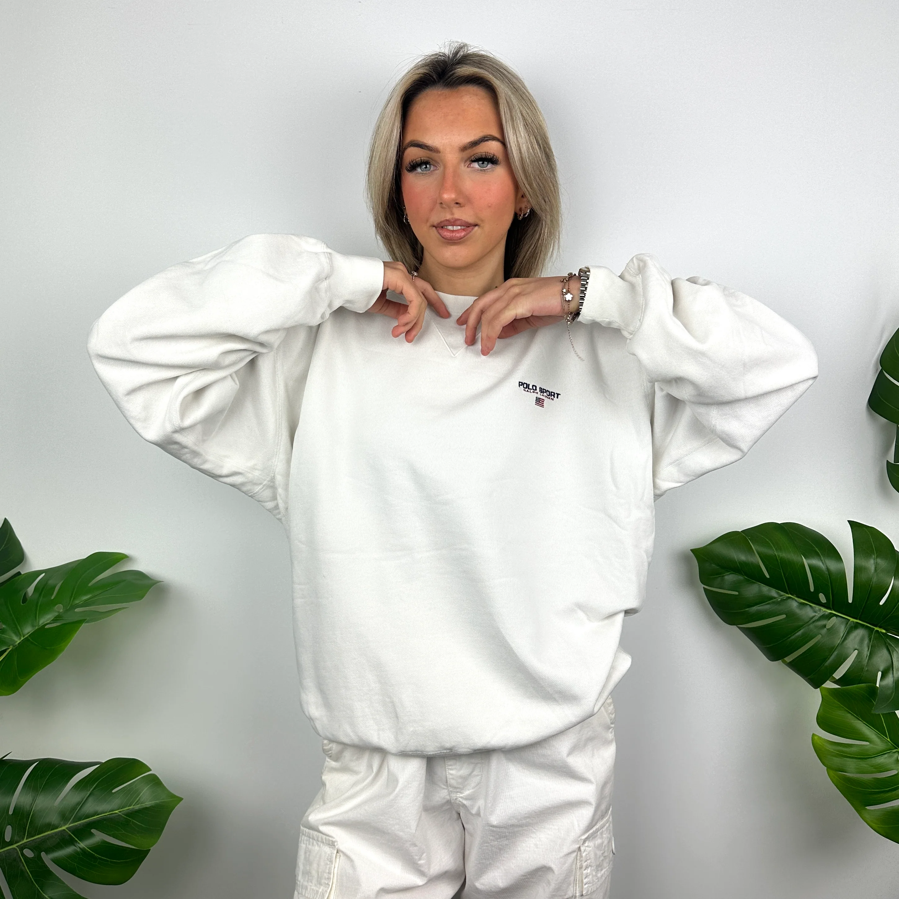 Polo Ralph Lauren White Embroidered Spell Out Sweatshirt (M) - Image 5