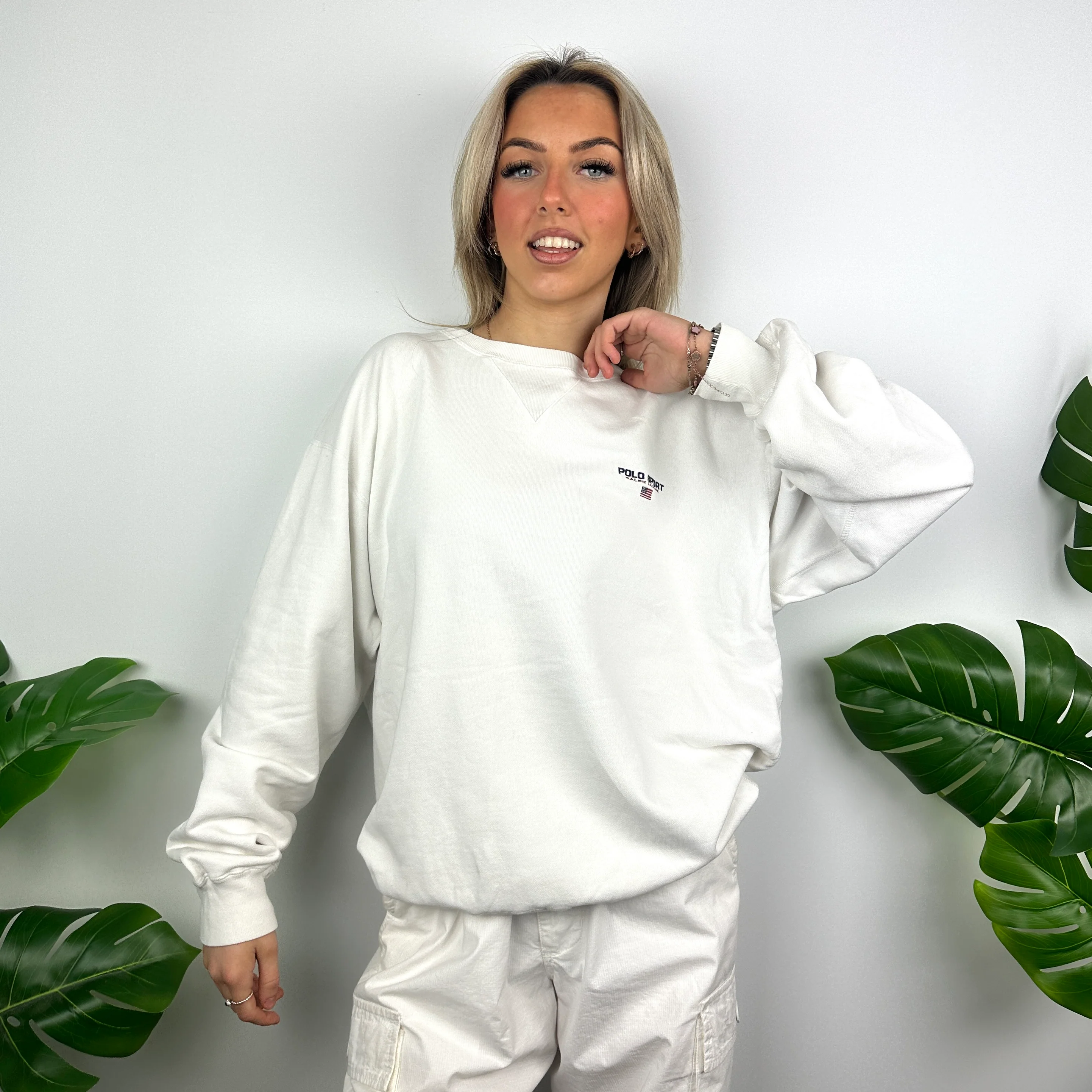 Polo Ralph Lauren White Embroidered Spell Out Sweatshirt (M) - Image 6