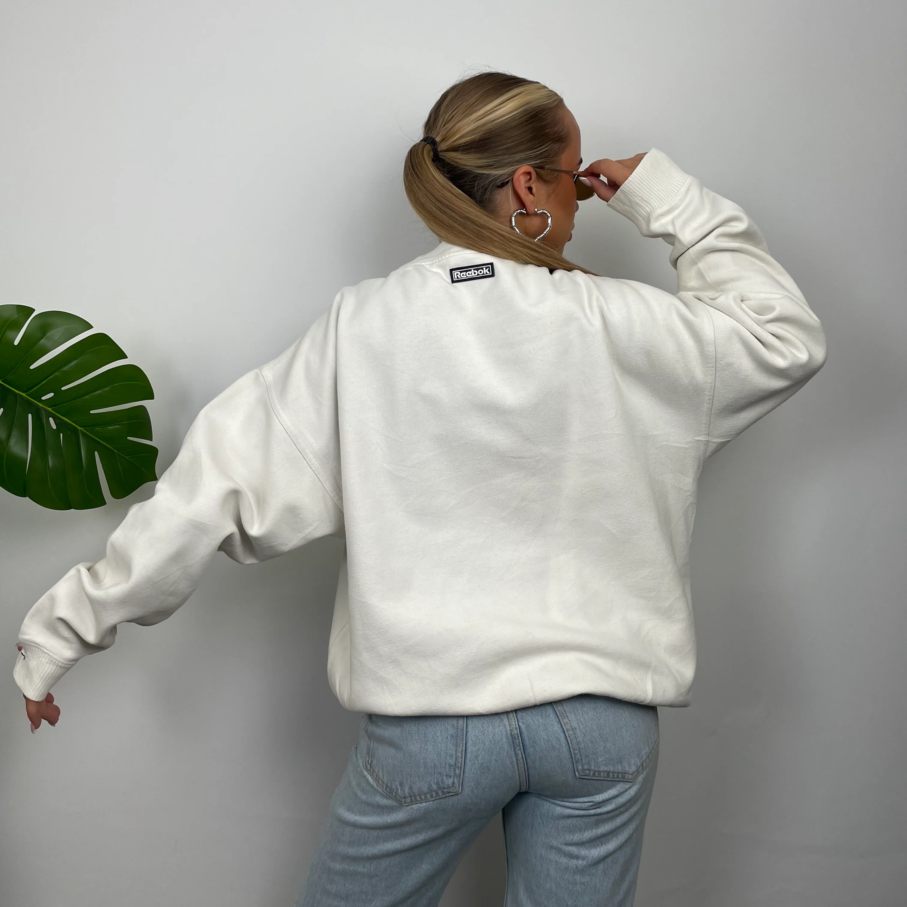 Reebok Athletic White Embroidered Spell Out Sweatshirt (M) - Image 4