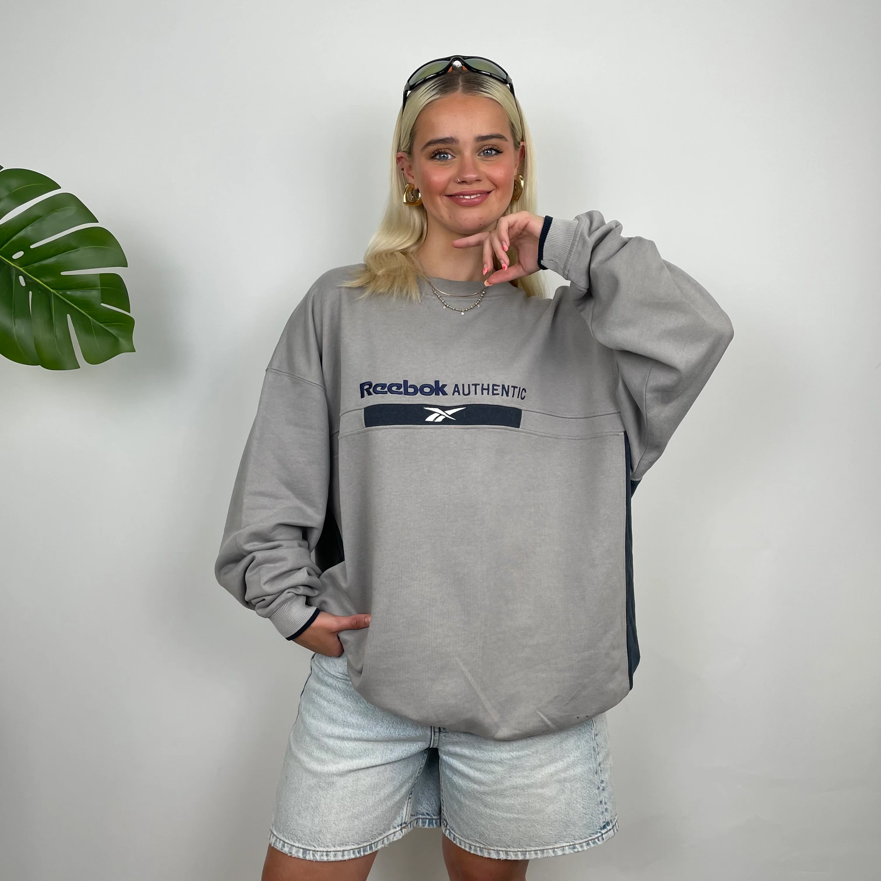 Reebok Authentic Grey Embroidered Spell Out Sweatshirt (XL)