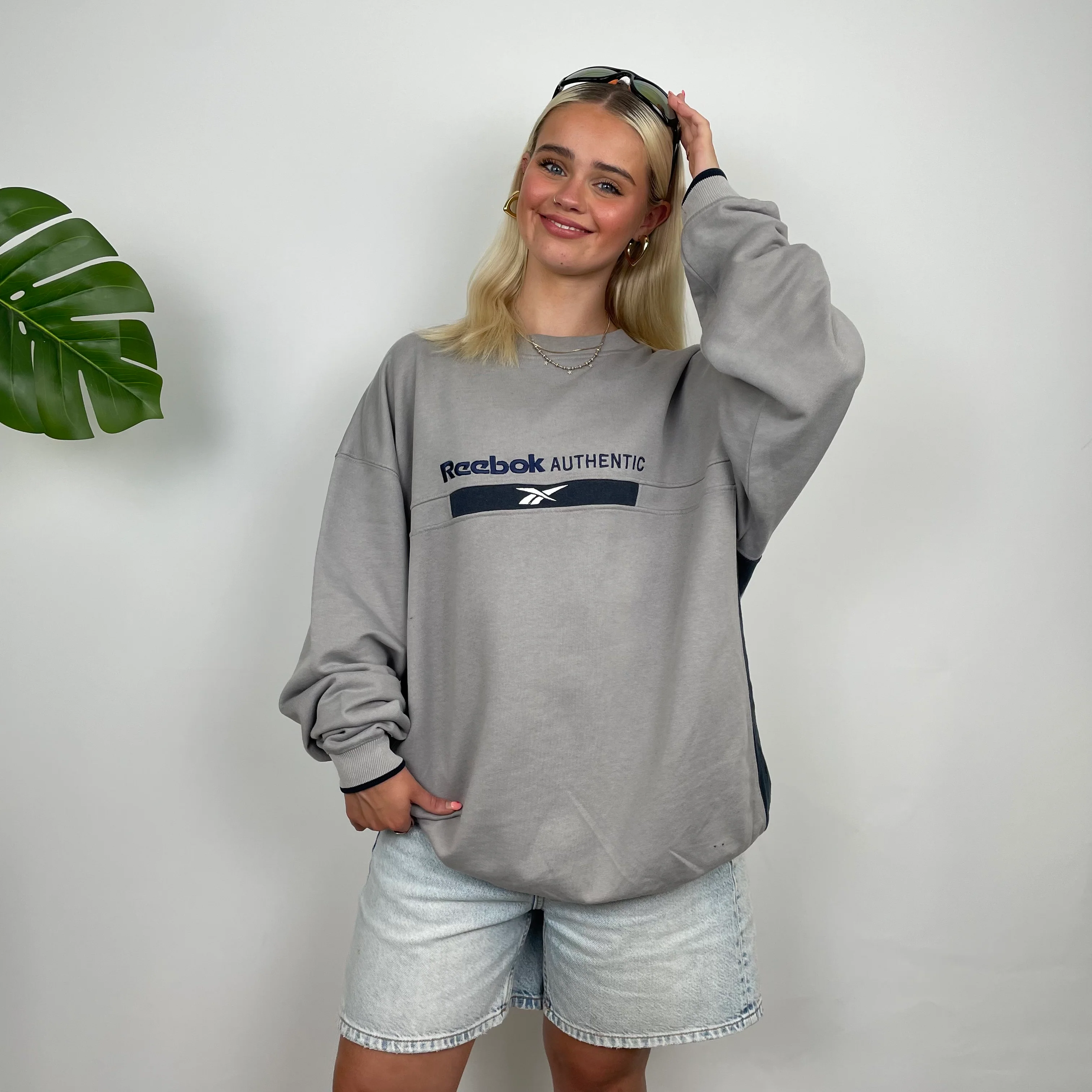 Reebok Authentic Grey Embroidered Spell Out Sweatshirt (XL) - Image 2