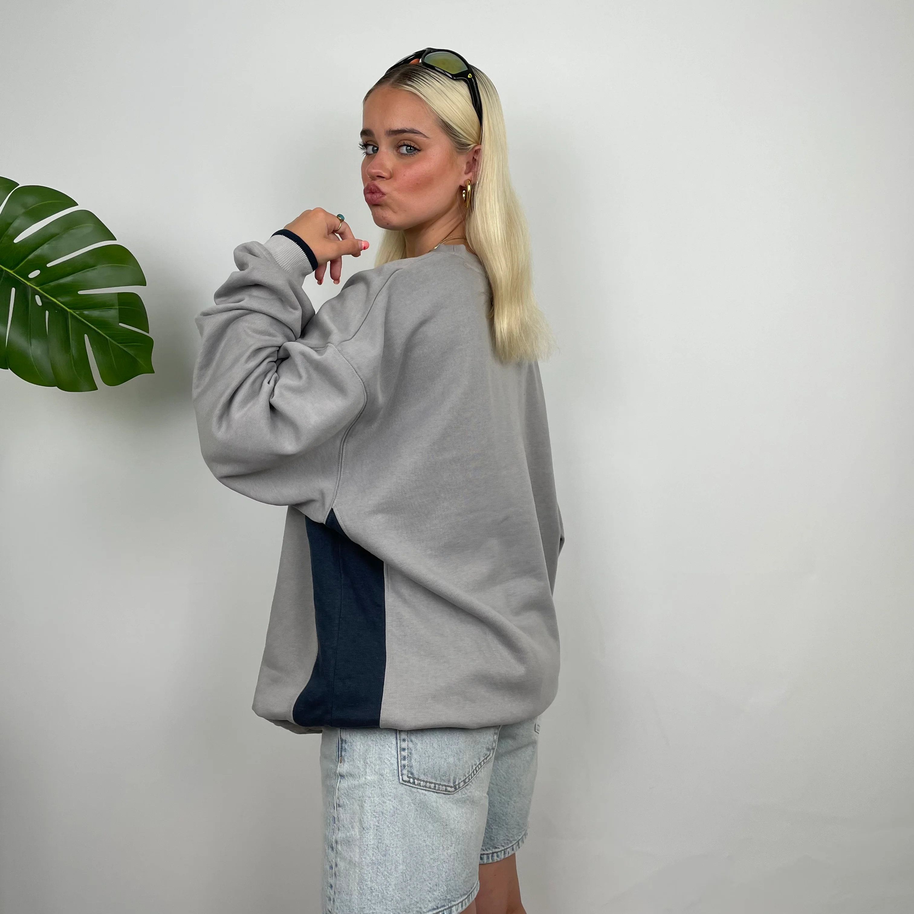 Reebok Authentic Grey Embroidered Spell Out Sweatshirt (XL) - Image 5