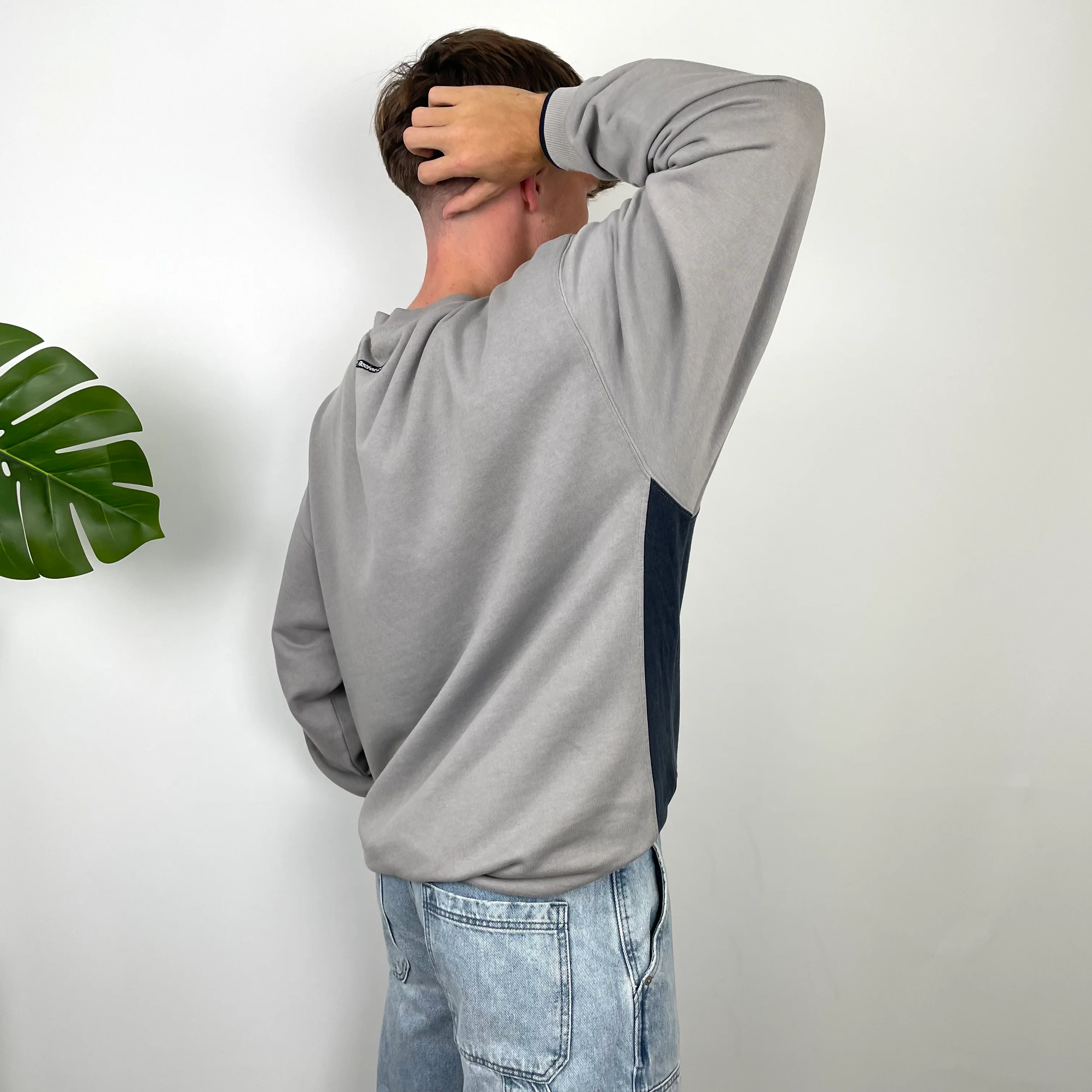 Reebok Authentic Grey Embroidered Spell Out Sweatshirt (XL) - Image 4