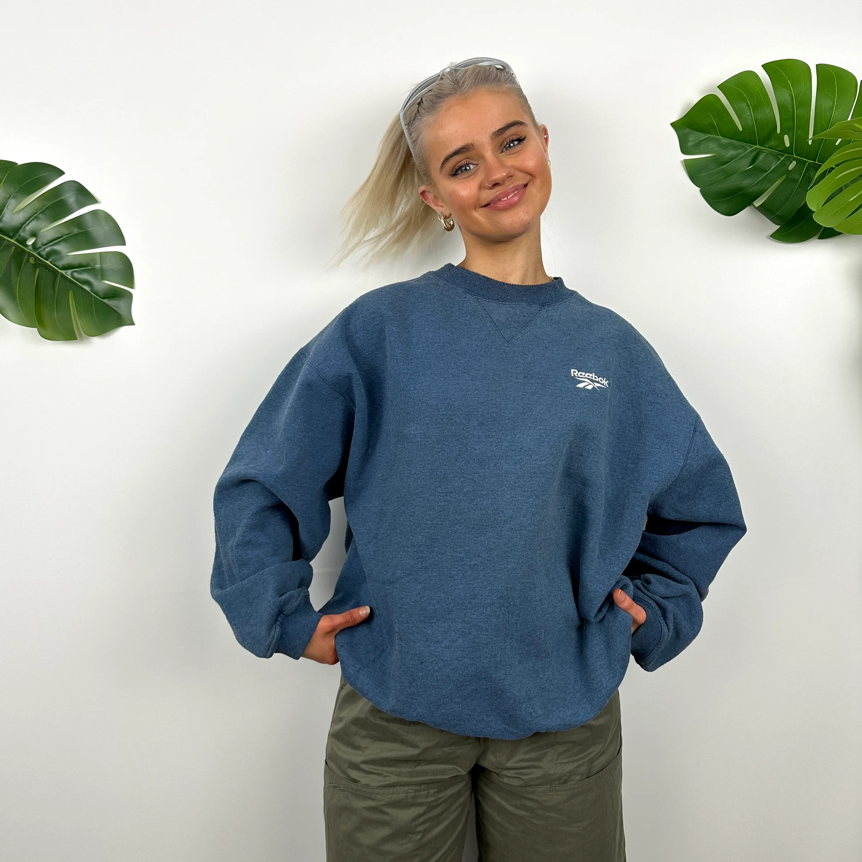 Reebok Blue Embroidered Spell Out Sweatshirt (M) - Image 5