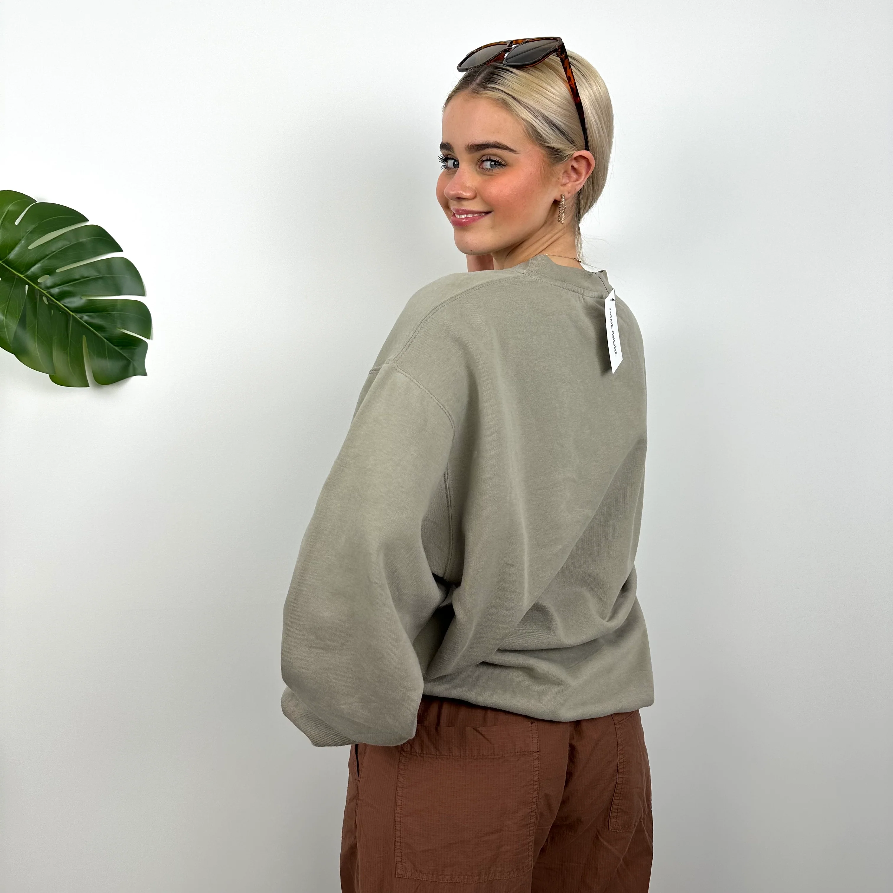Reebok Brown Embroidered Spell Out Sweatshirt (L) - Image 6