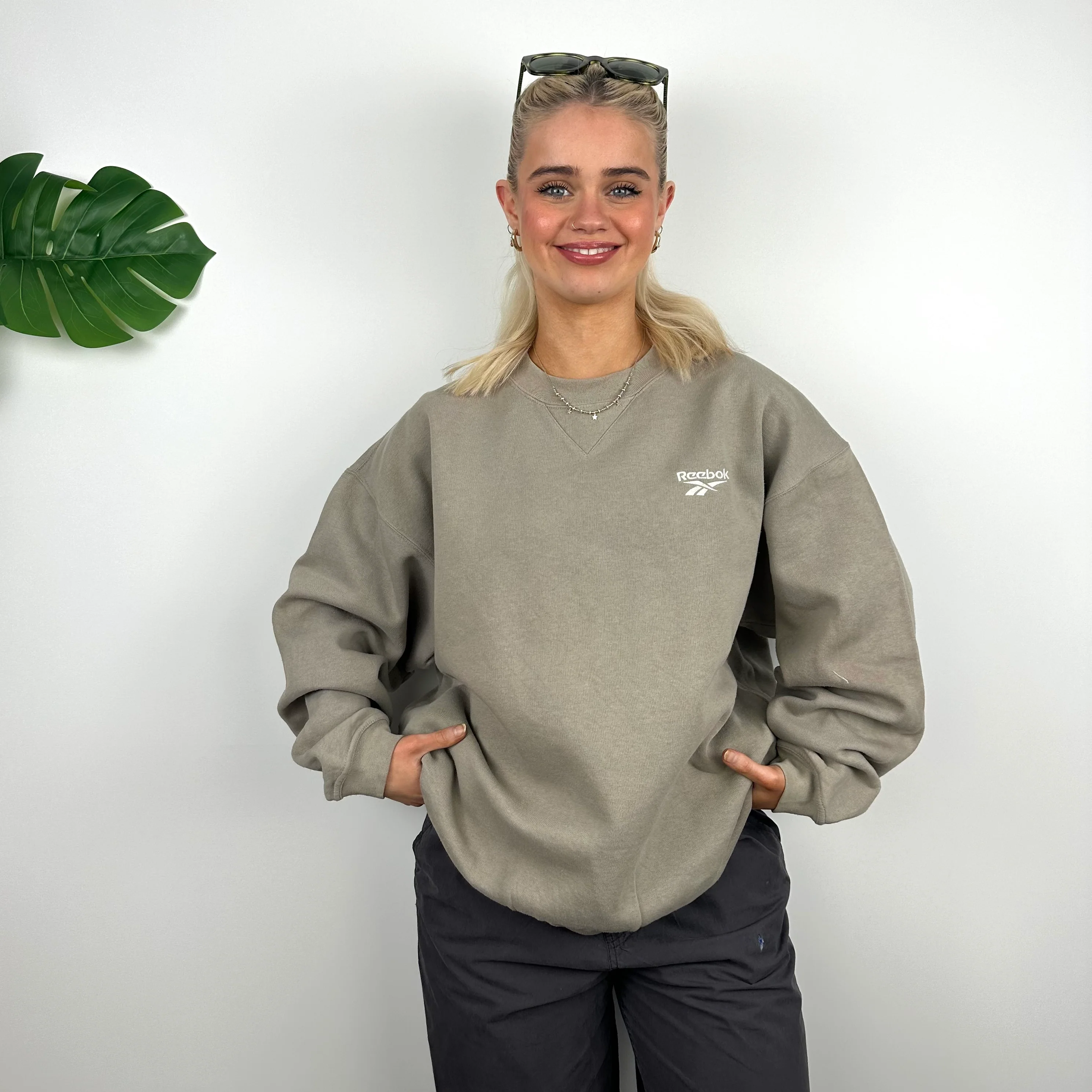 Reebok Brown Embroidered Spell Out Sweatshirt (L) - Image 2