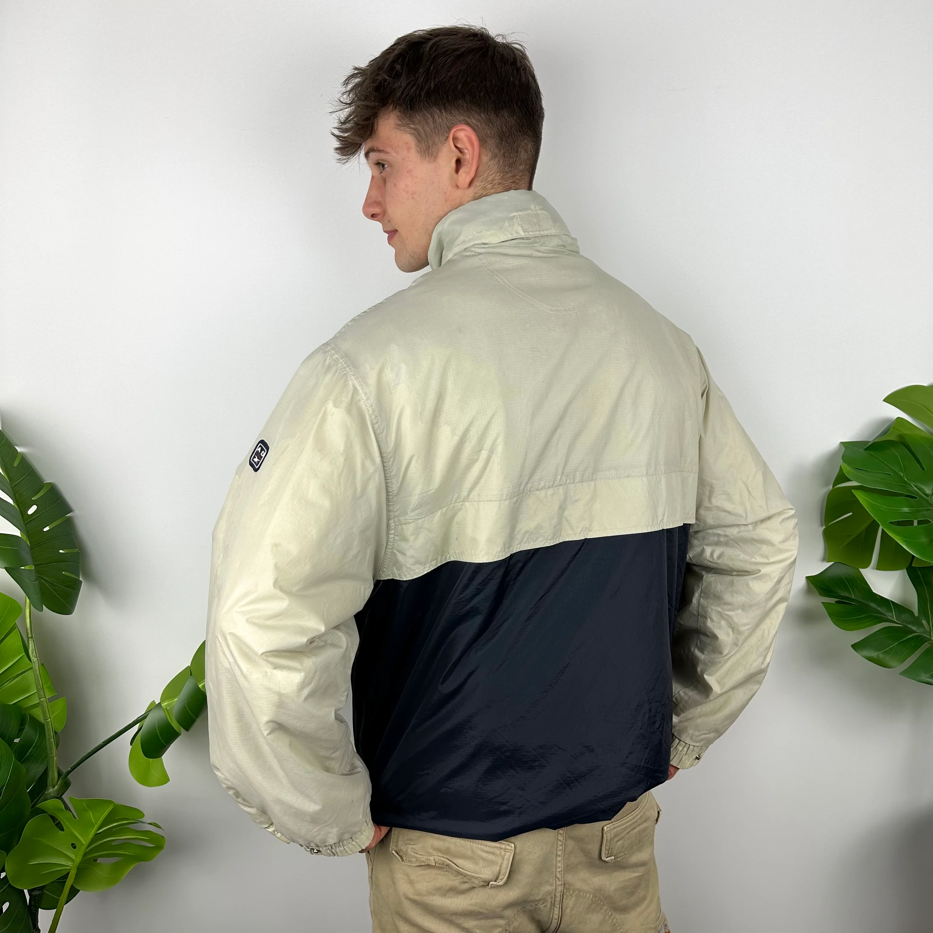 Reebok Cream and Navy Embroidered Spell Out Padded Jacket (L) - Image 5
