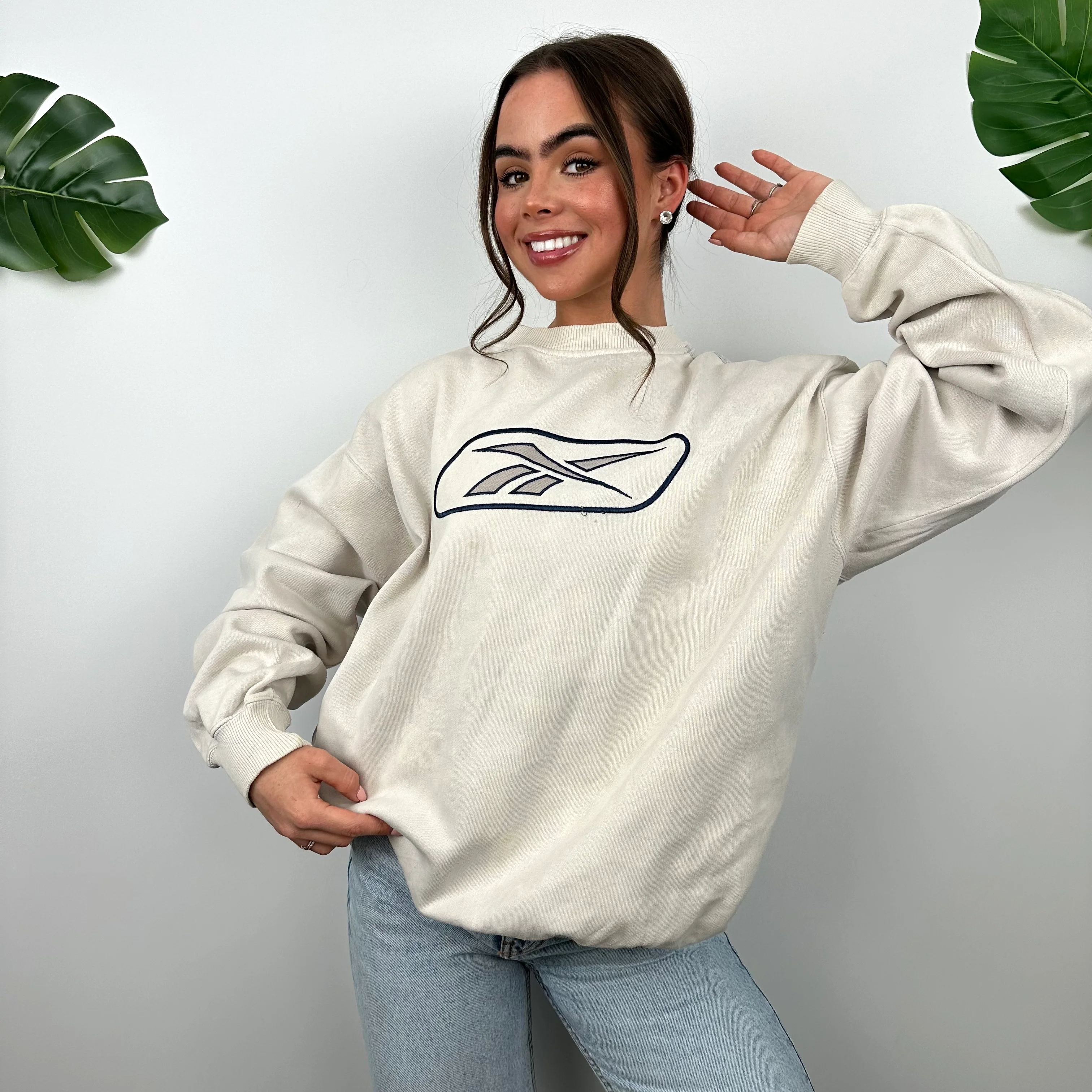 Reebok Cream Embroidered Logo Sweatshirt (M) - Image 5