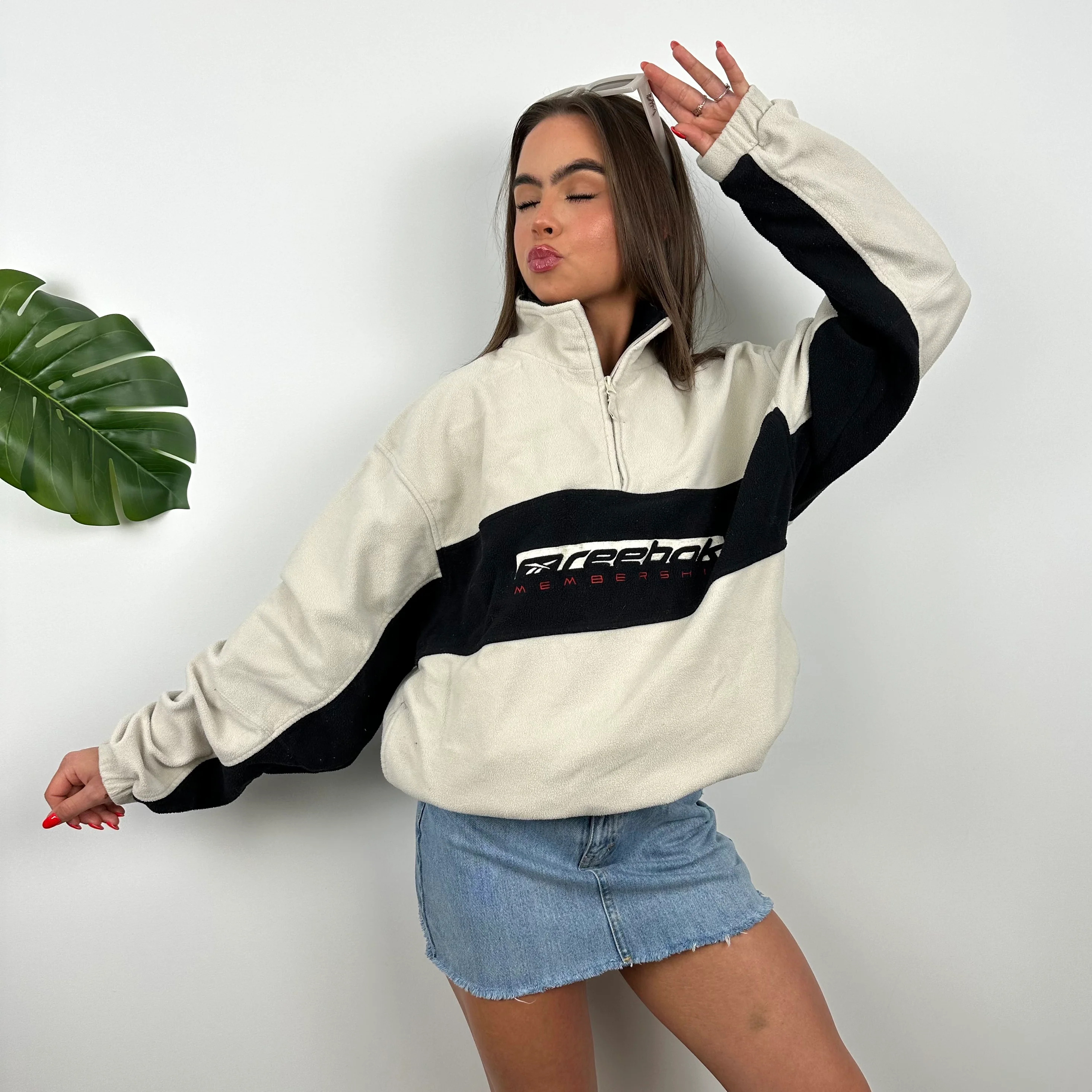 Reebok Cream Embroidered Spell Out Fleece Quarter Zip (M) - Image 4
