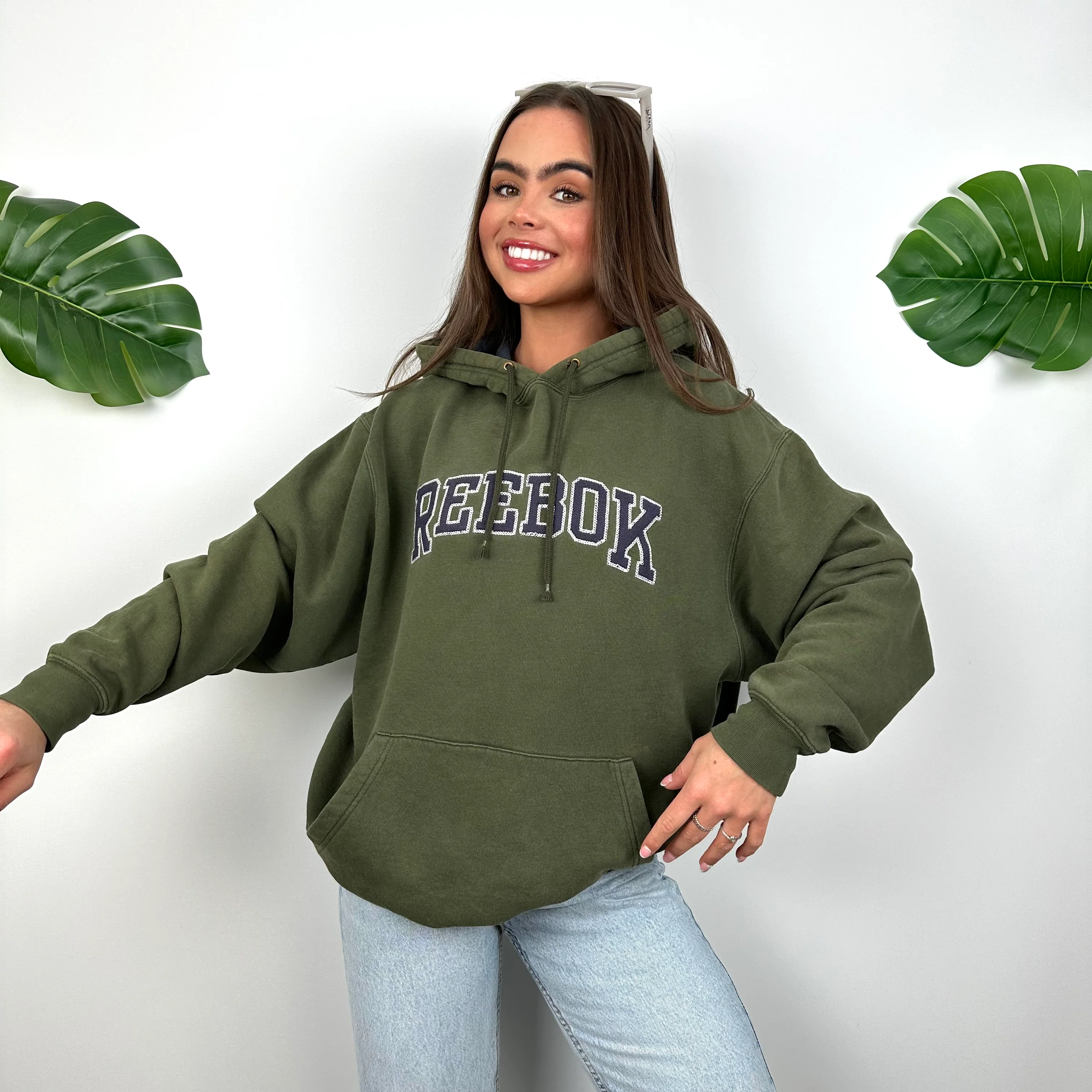 Reebok Green Embroidered Spell Out Hoodie (M) - Image 5