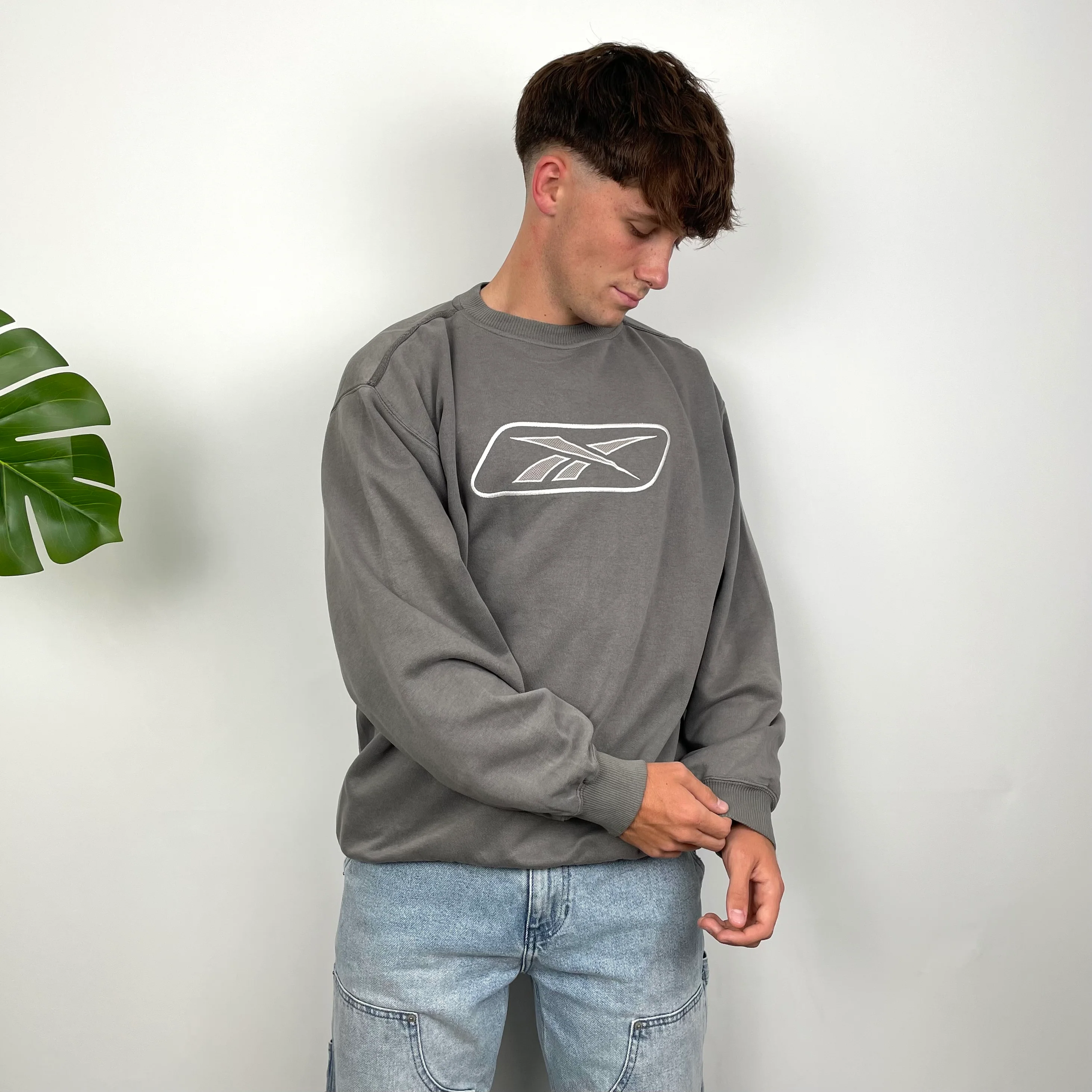 Reebok Grey Embroidered Logo Sweatshirt (M) - Image 2