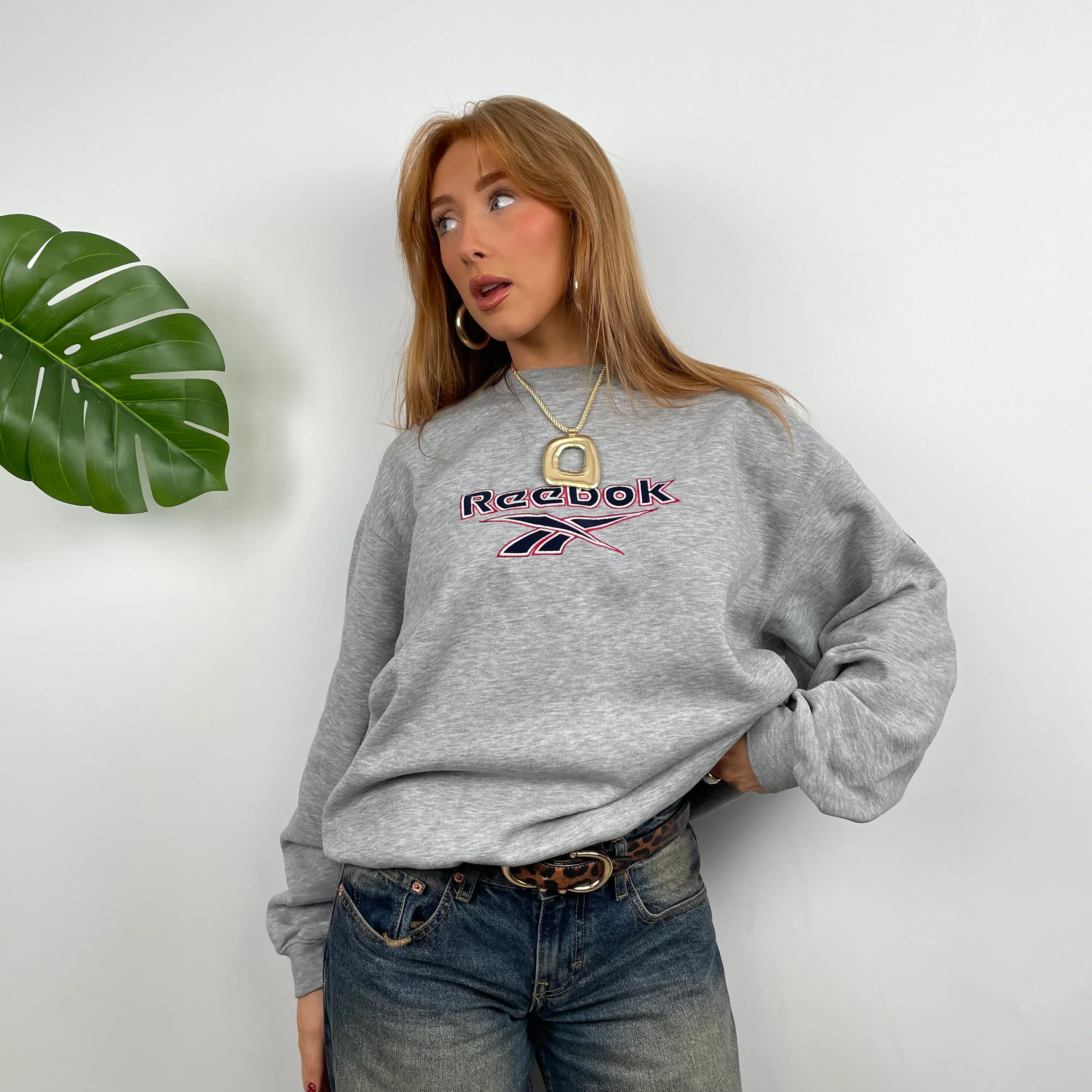 Reebok Grey Embroidered Logo Sweatshirt (M) - Image 2