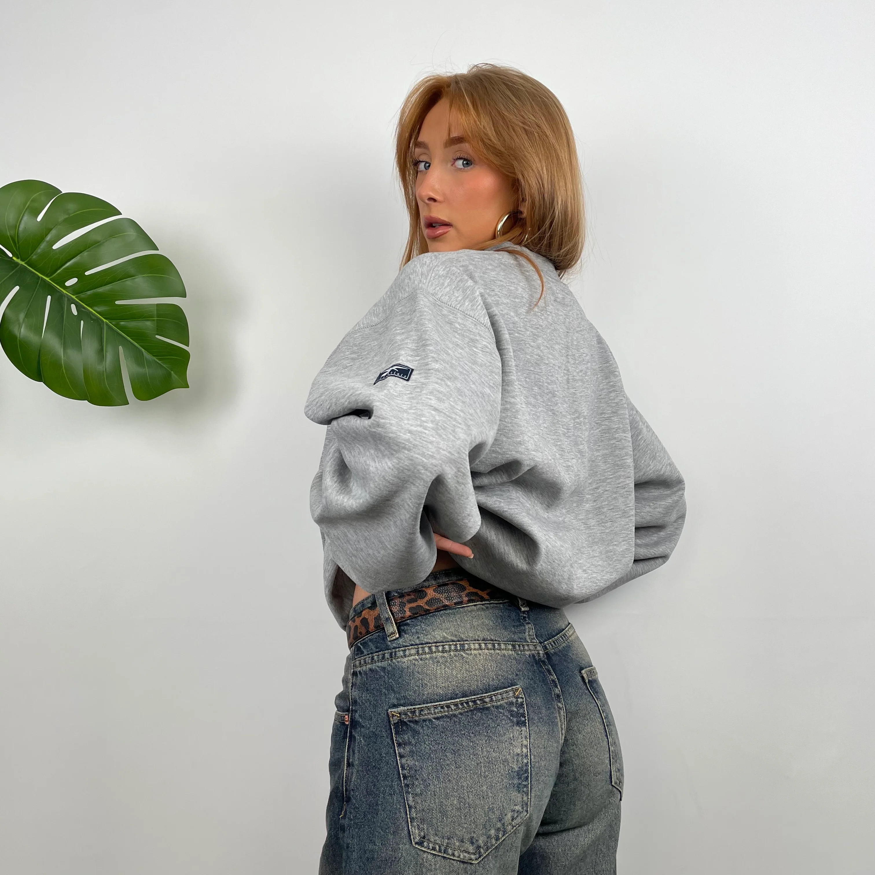 Reebok Grey Embroidered Logo Sweatshirt (M) - Image 4