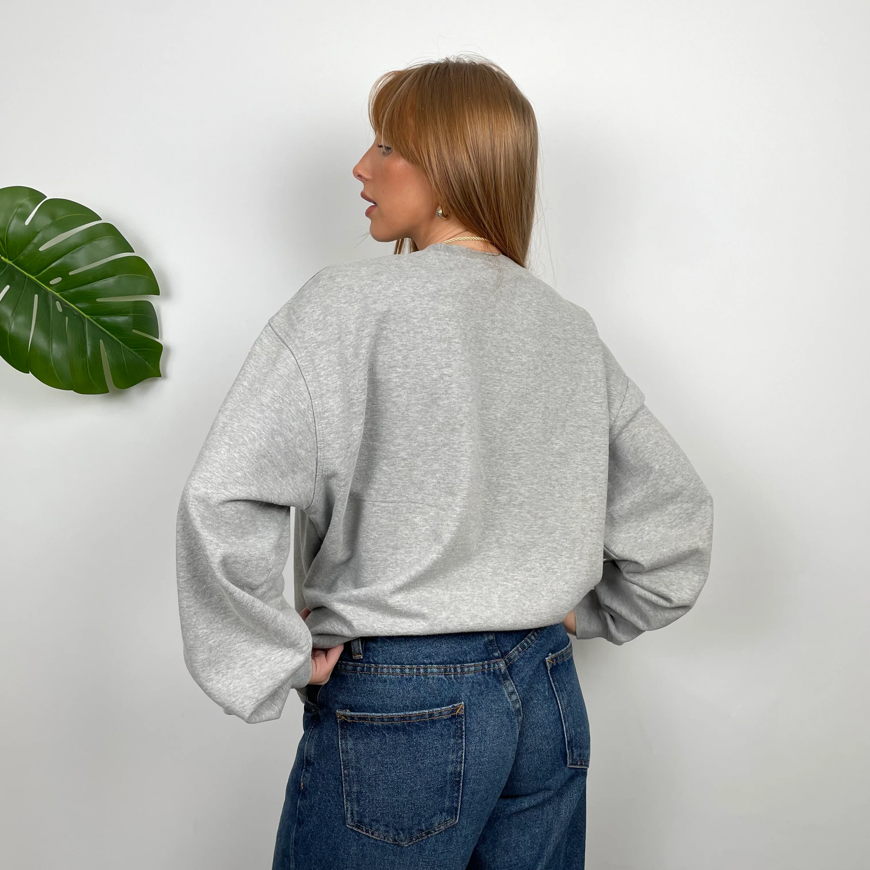 Reebok Grey Embroidered Logo Sweatshirt (M) - Image 4
