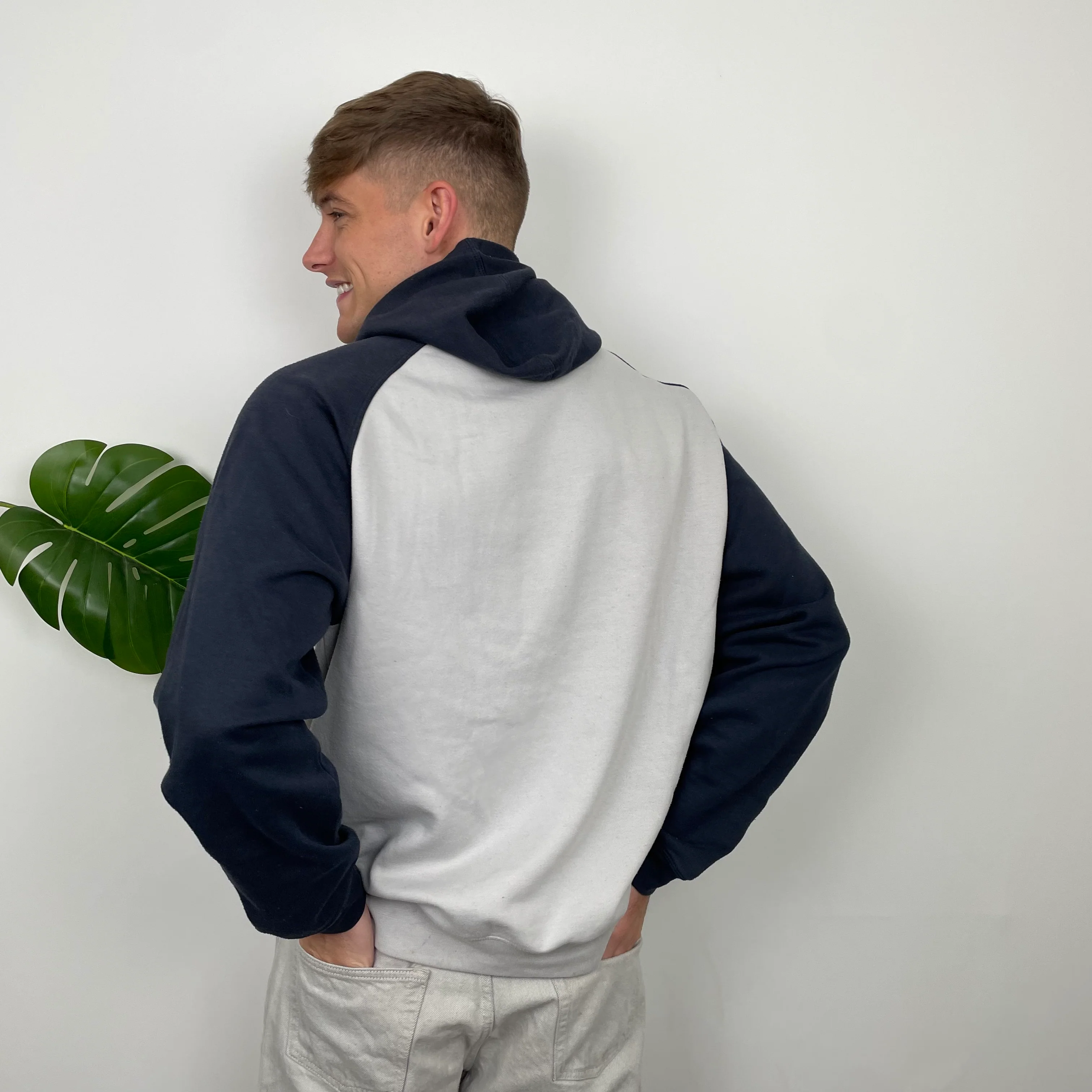 Reebok Grey Embroidered Spell Out Hoodie (L) - Image 5