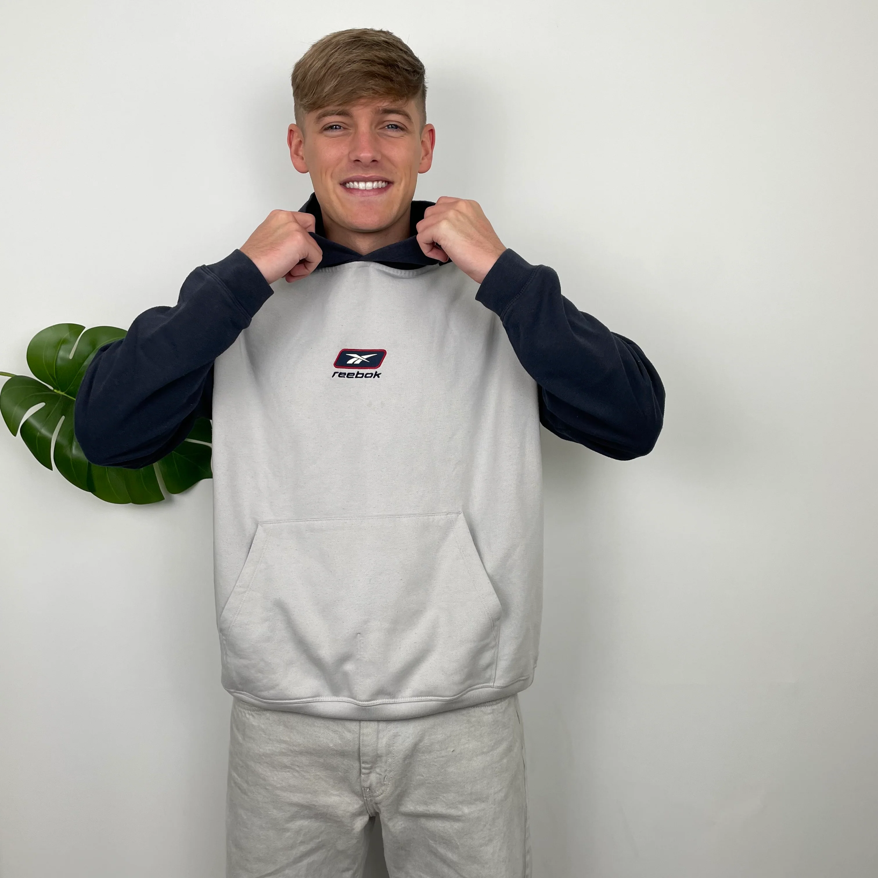 Reebok Grey Embroidered Spell Out Hoodie (L) - Image 7