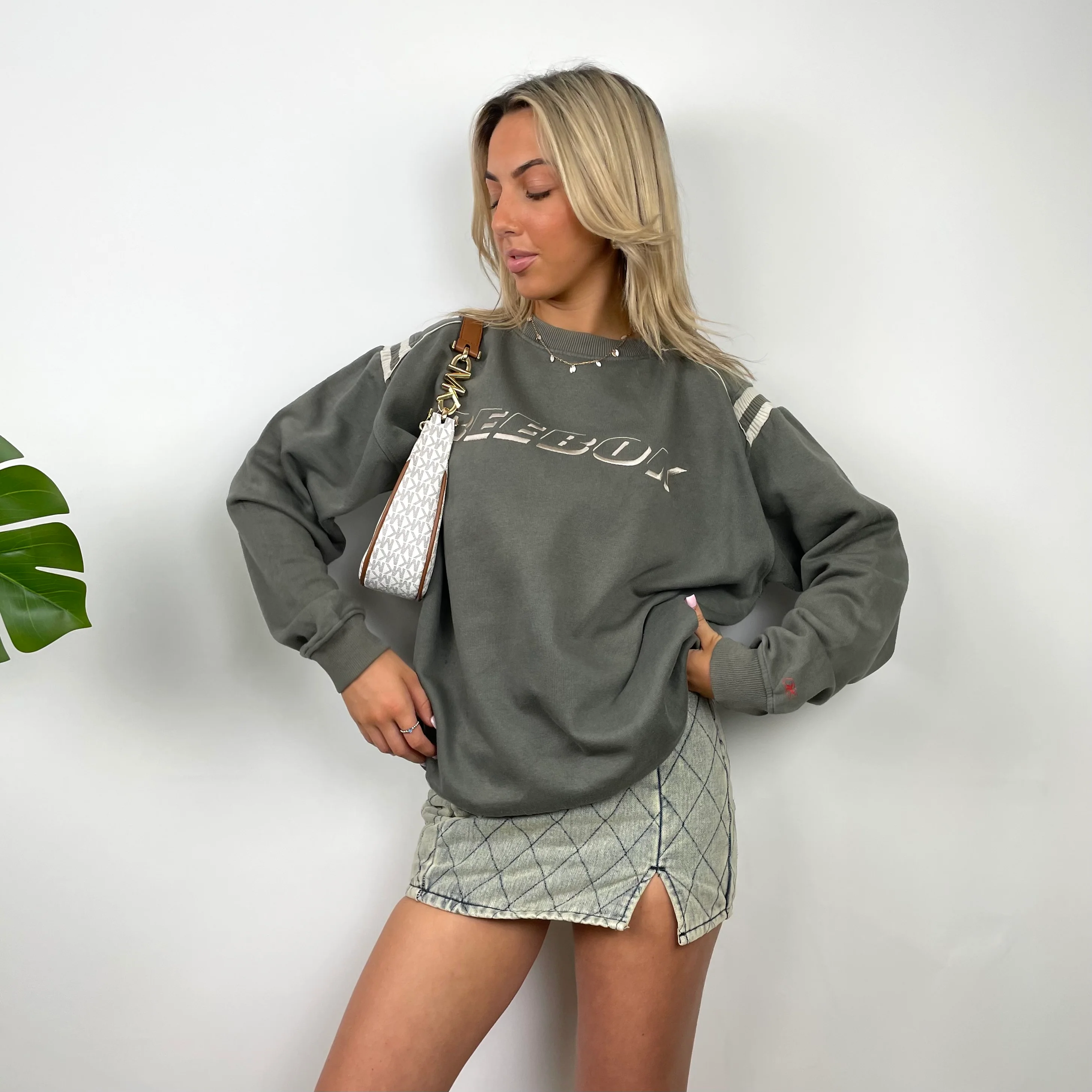 Reebok Grey Embroidered Spell Out Sweatshirt (M) - Image 2