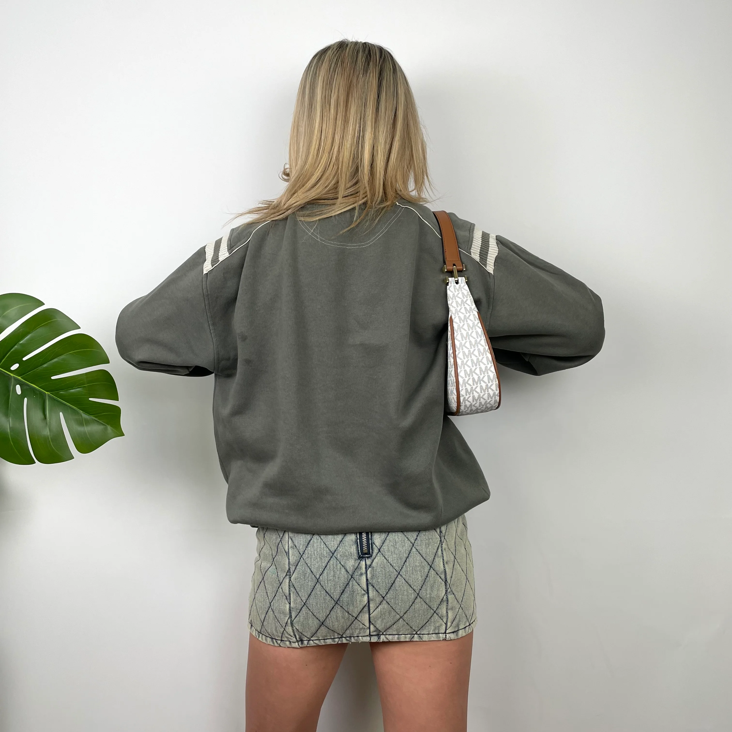 Reebok Grey Embroidered Spell Out Sweatshirt (M) - Image 4
