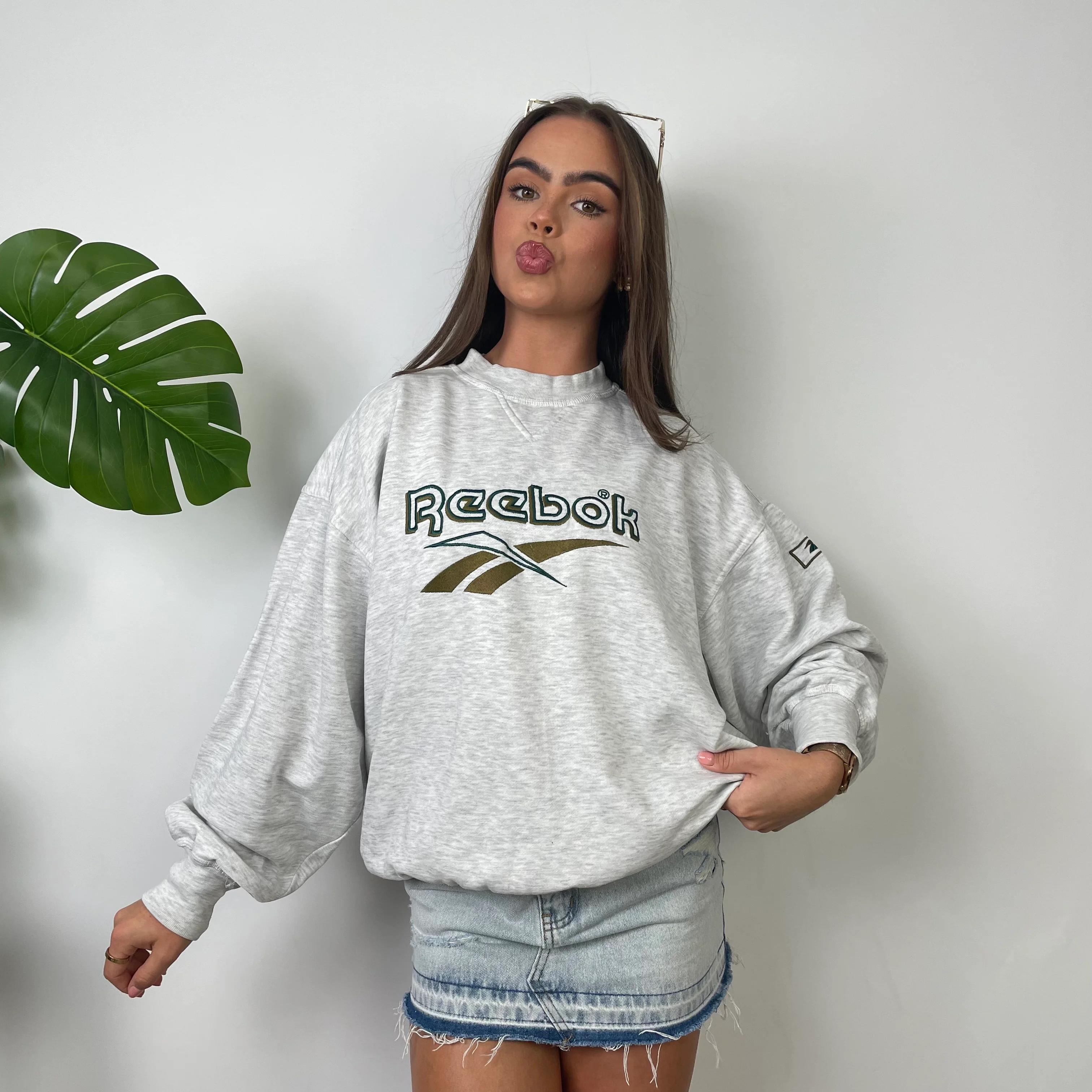 Reebok Grey Embroidered Spell Out Sweatshirt (M) - Image 3