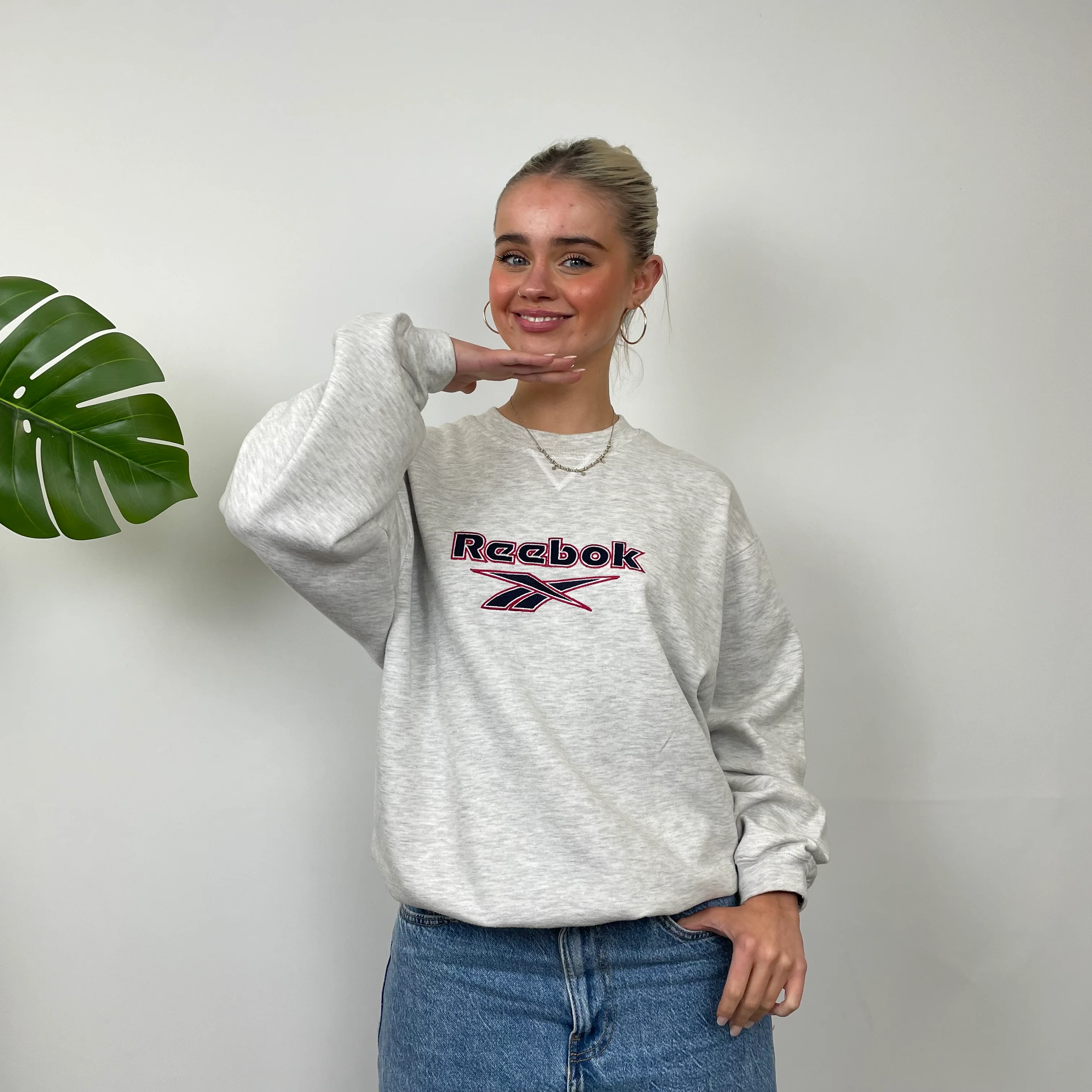Reebok Grey Embroidered Spell Out Sweatshirt (M) - Image 4