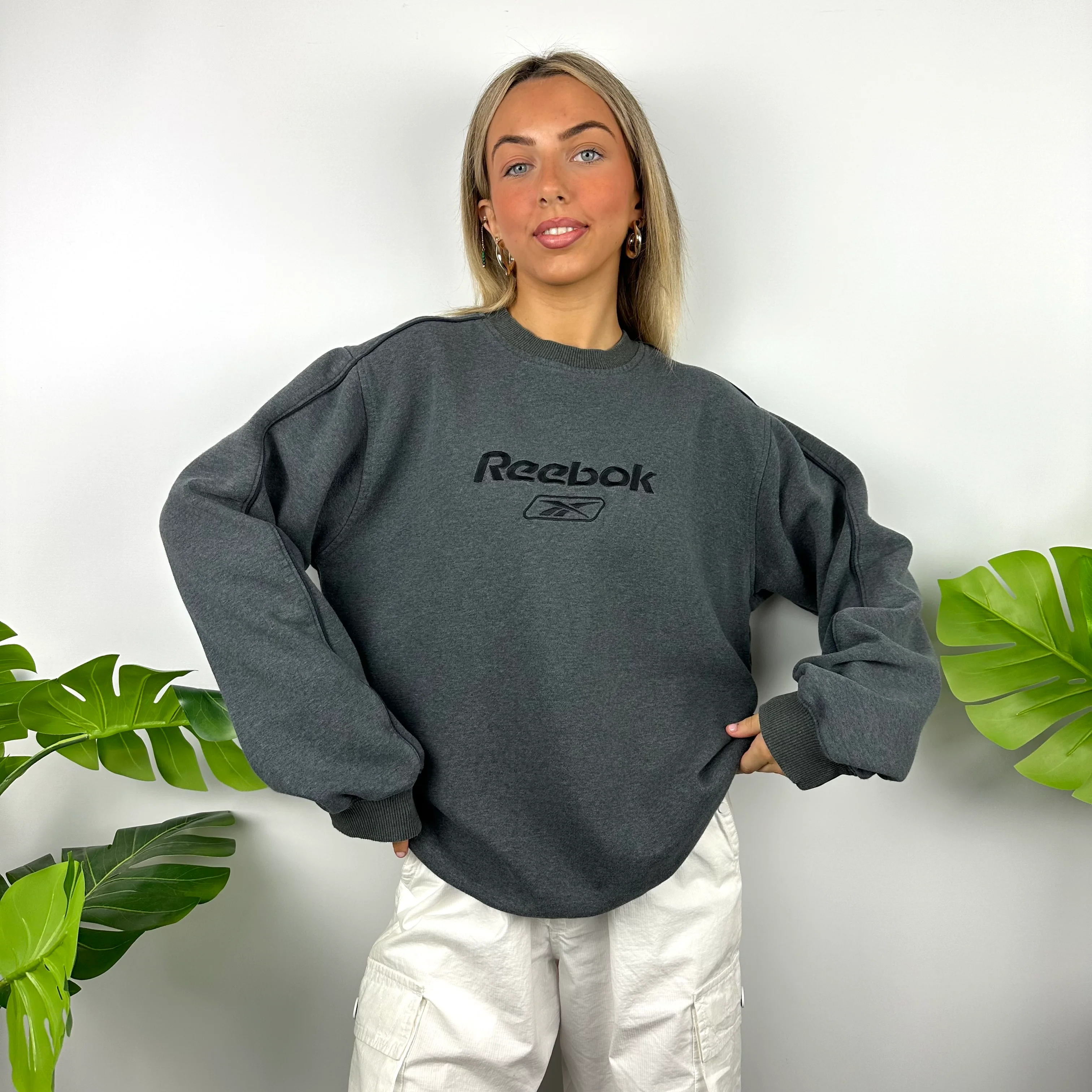 Reebok Grey Embroidered Spell Out Sweatshirt (M) - Image 3