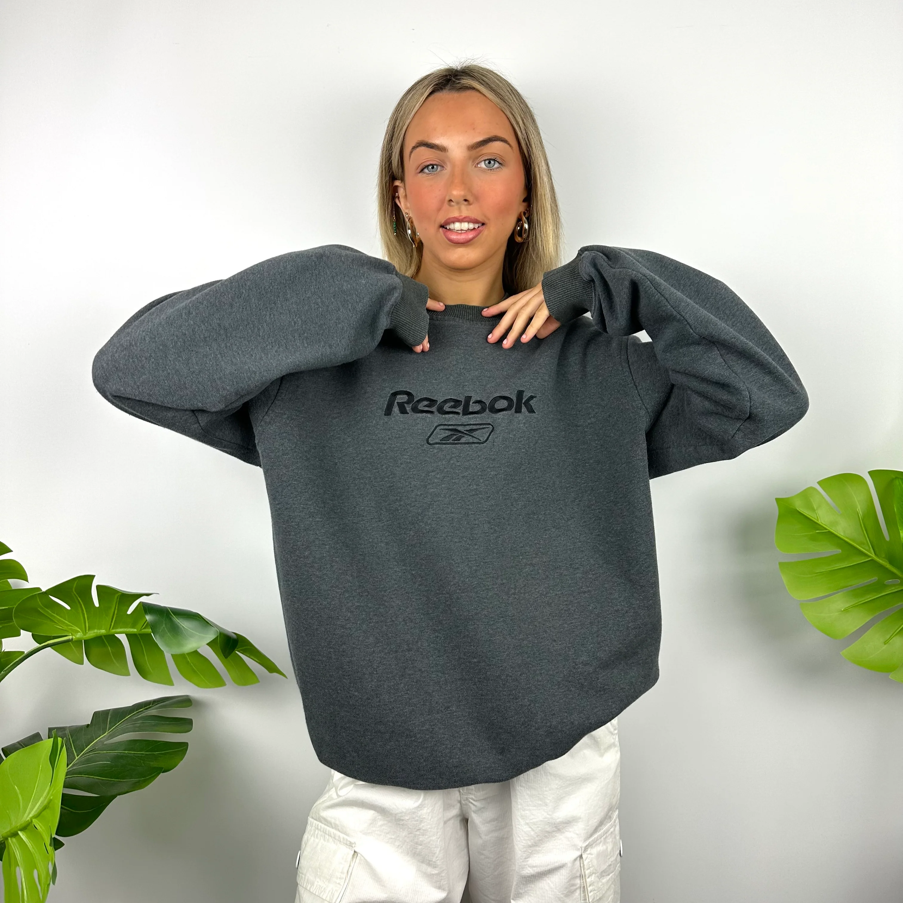 Reebok Grey Embroidered Spell Out Sweatshirt (M) - Image 5